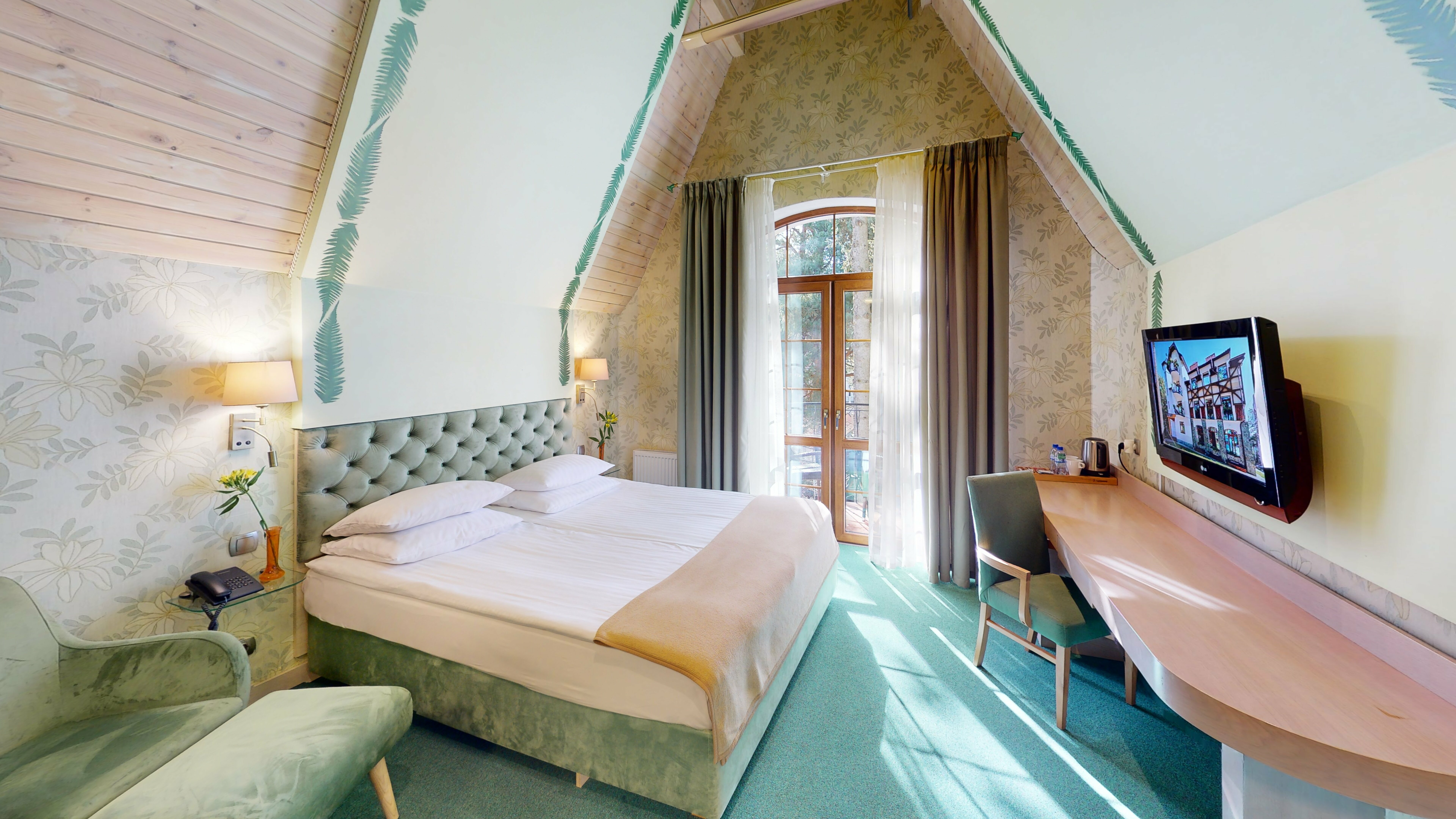 Двухместный номер  «Красная Шапочка» (мансарда)