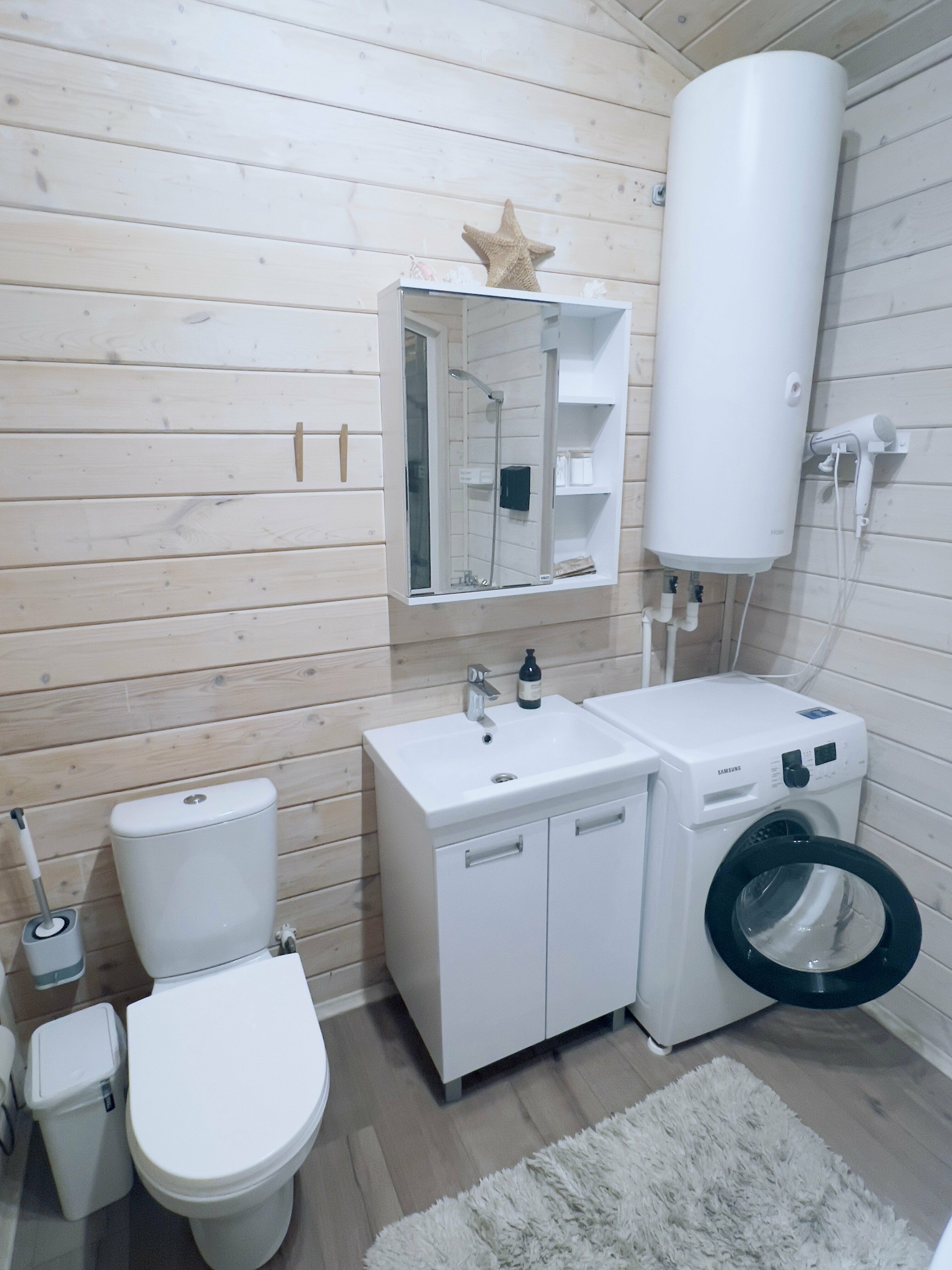 Дом с видом на озеро