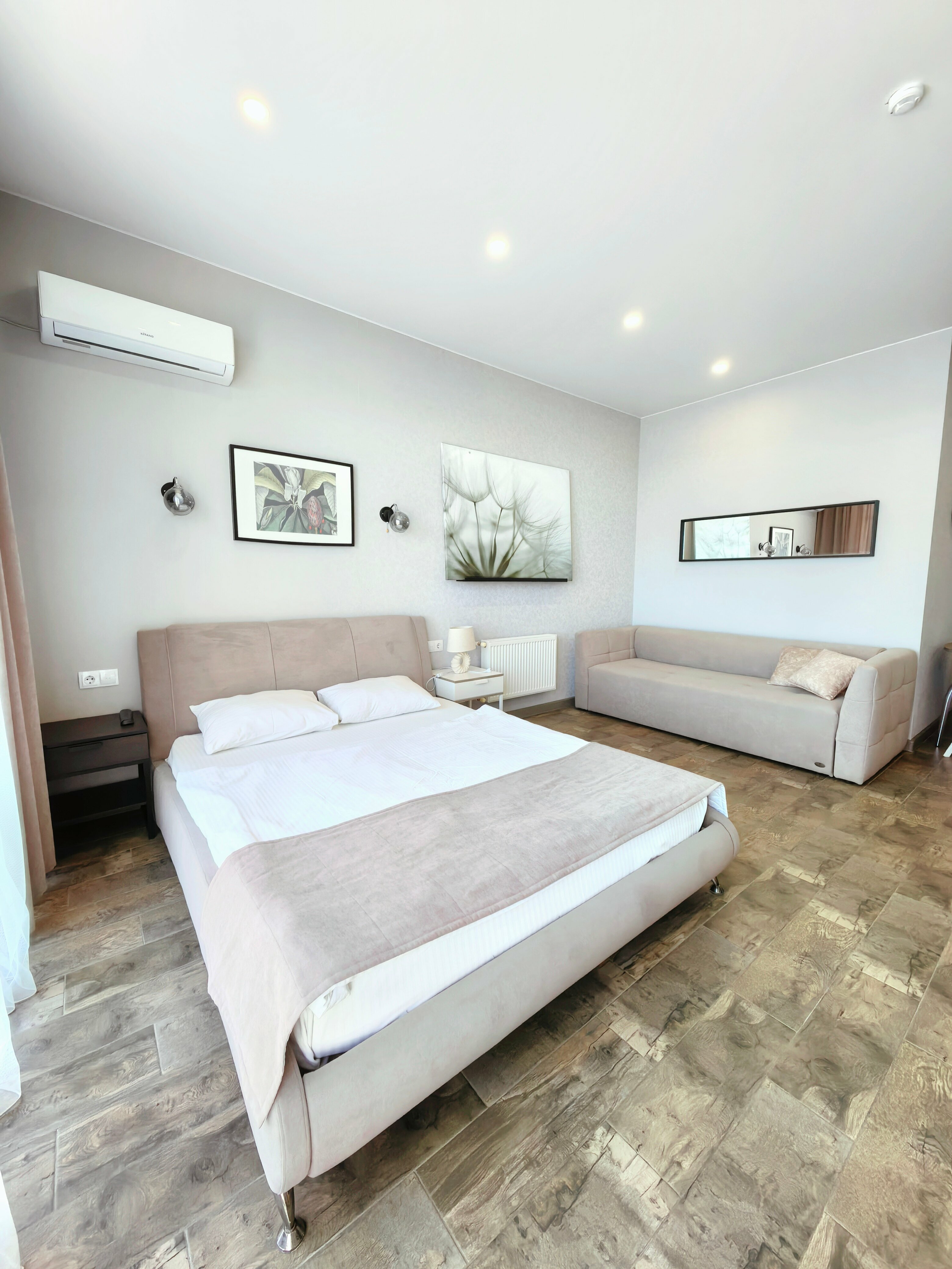 Номер-студия с видом на море