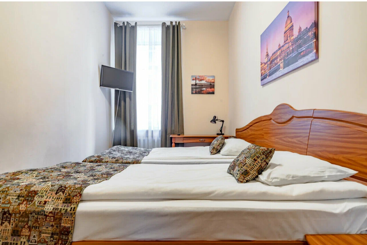 Cемейный номер с собственной ванной комнатой