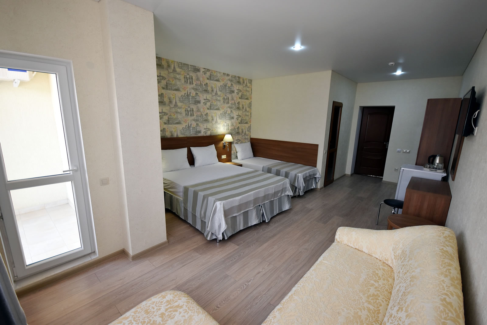 Семейный номер