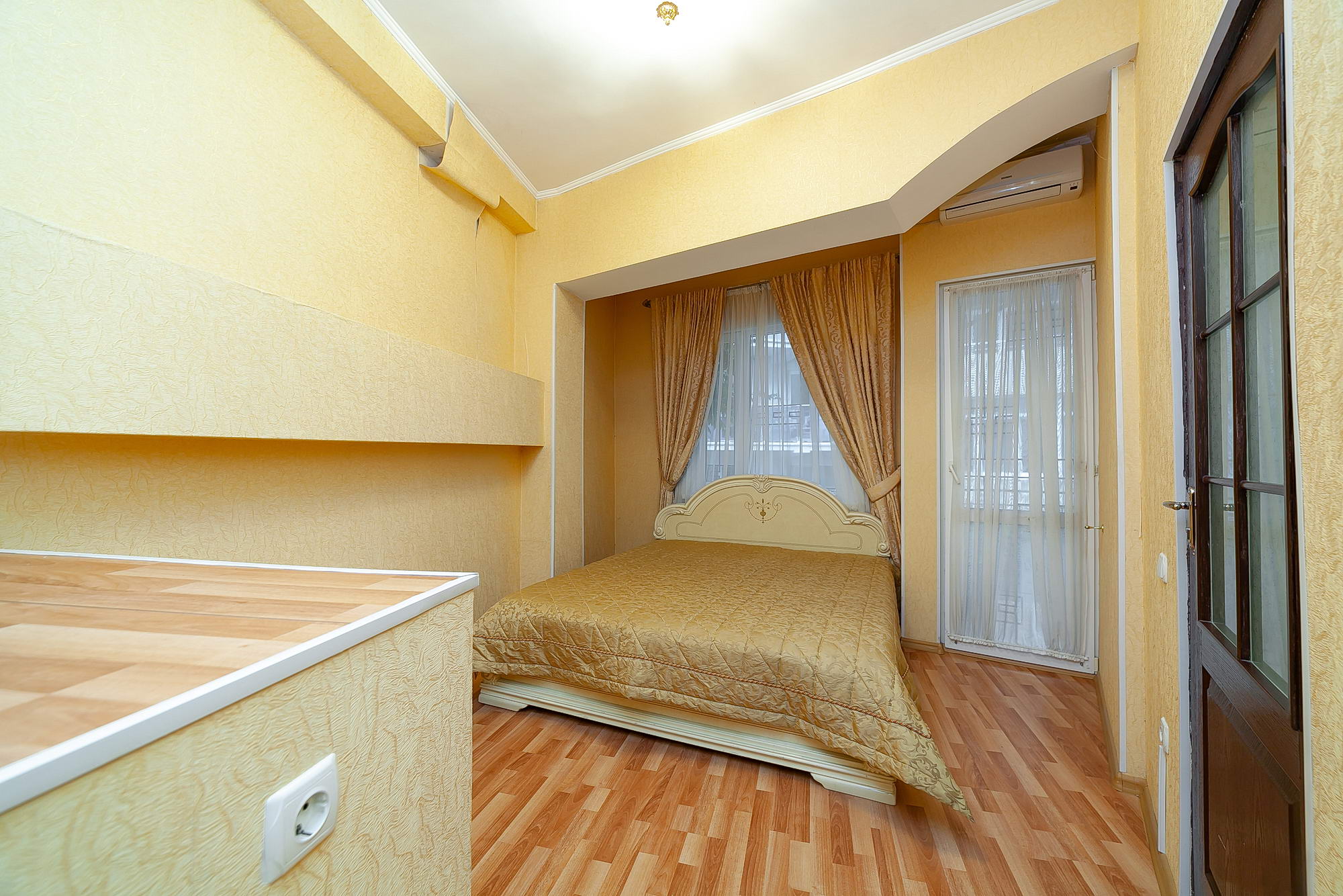 Люкс с балконом