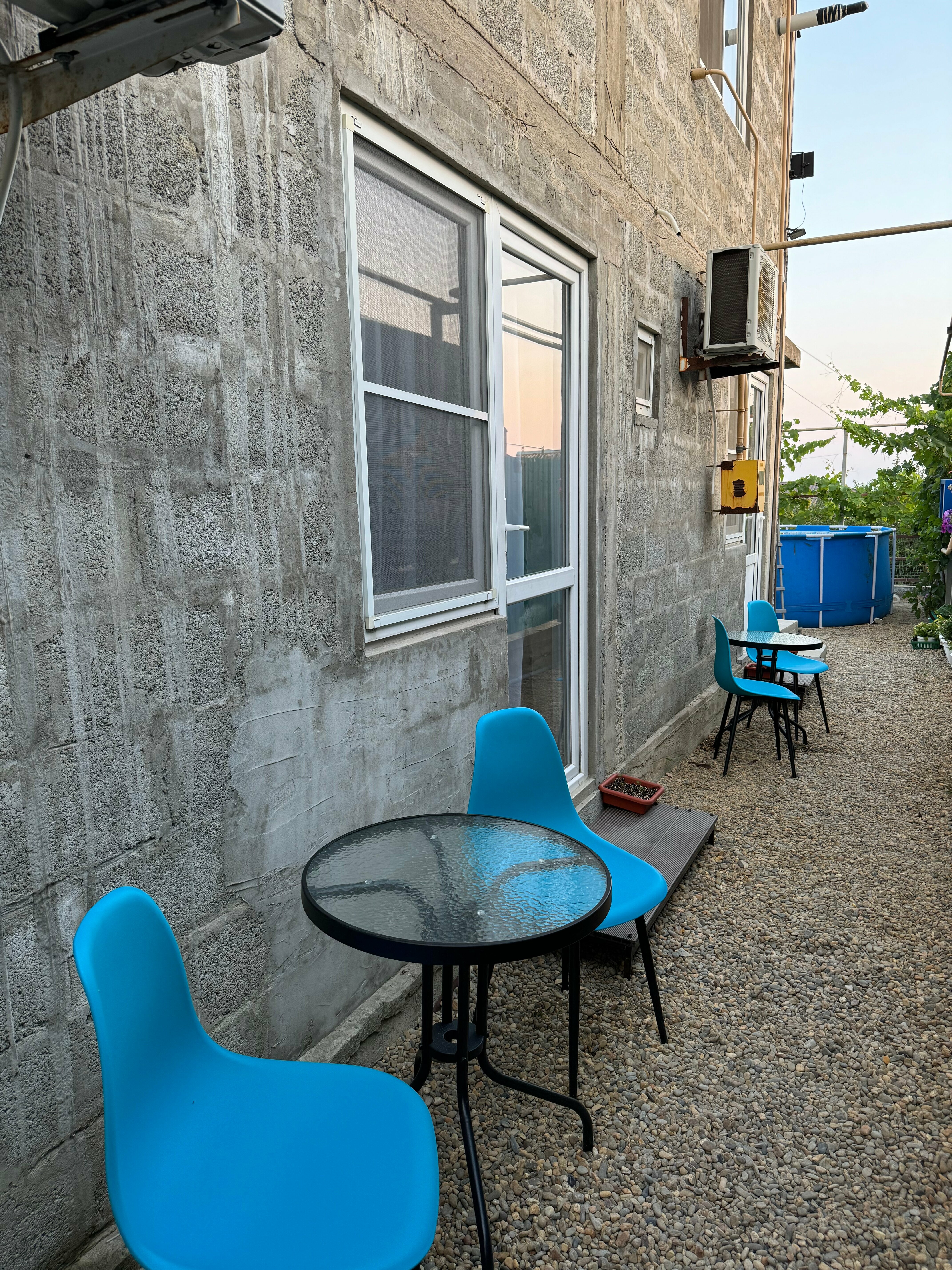 Улучшенный 3х местный номер с  удобствами .