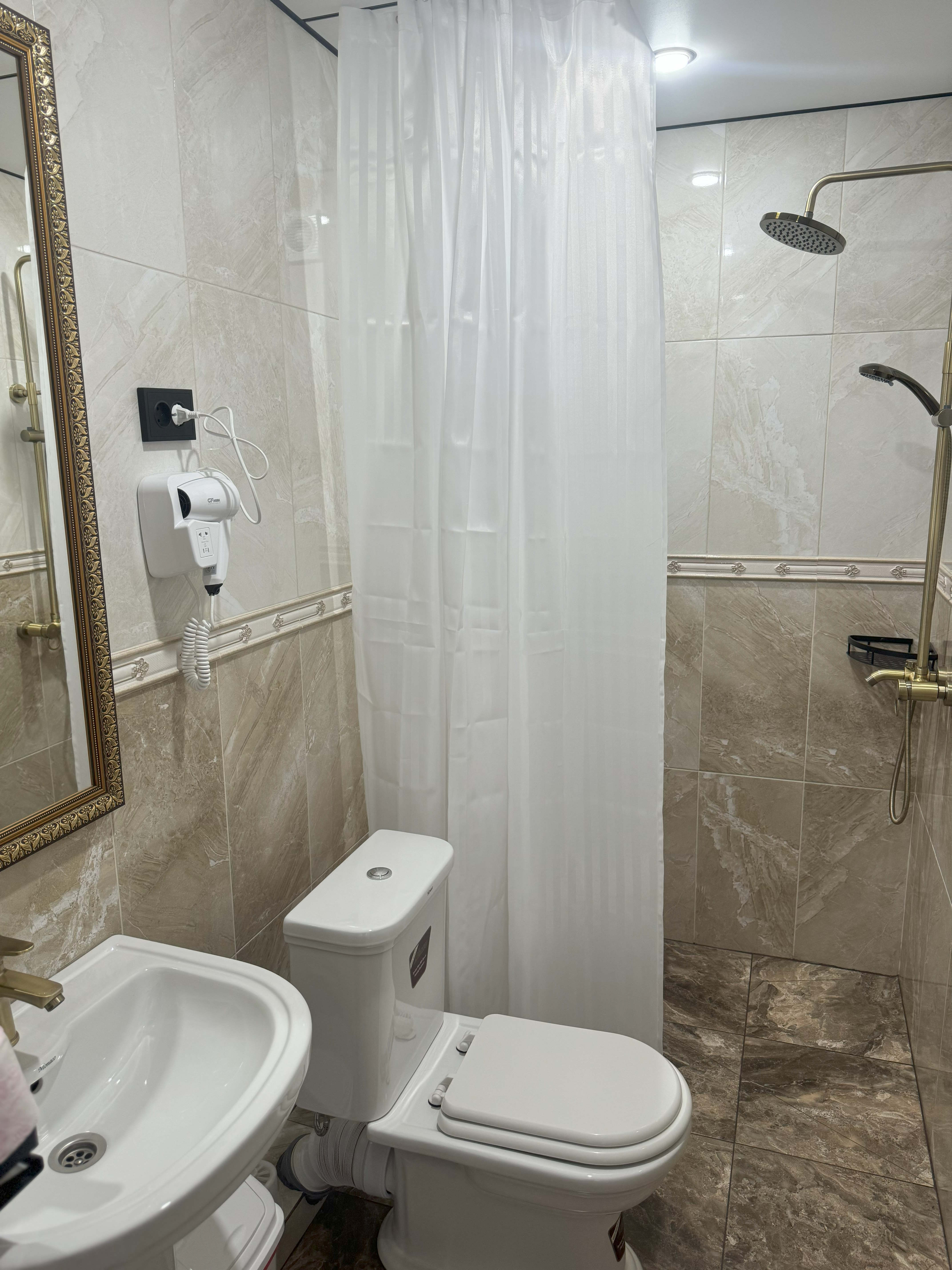 Двухместный номер Делюкс с 1 кроватью и балконом