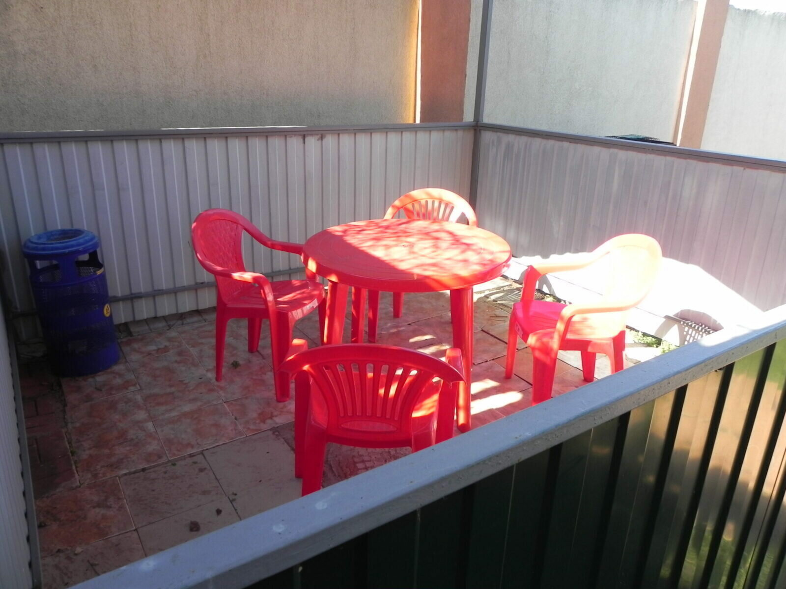 ТРЕХ МЕСТНАЯ С ТЕРРАСОЙ