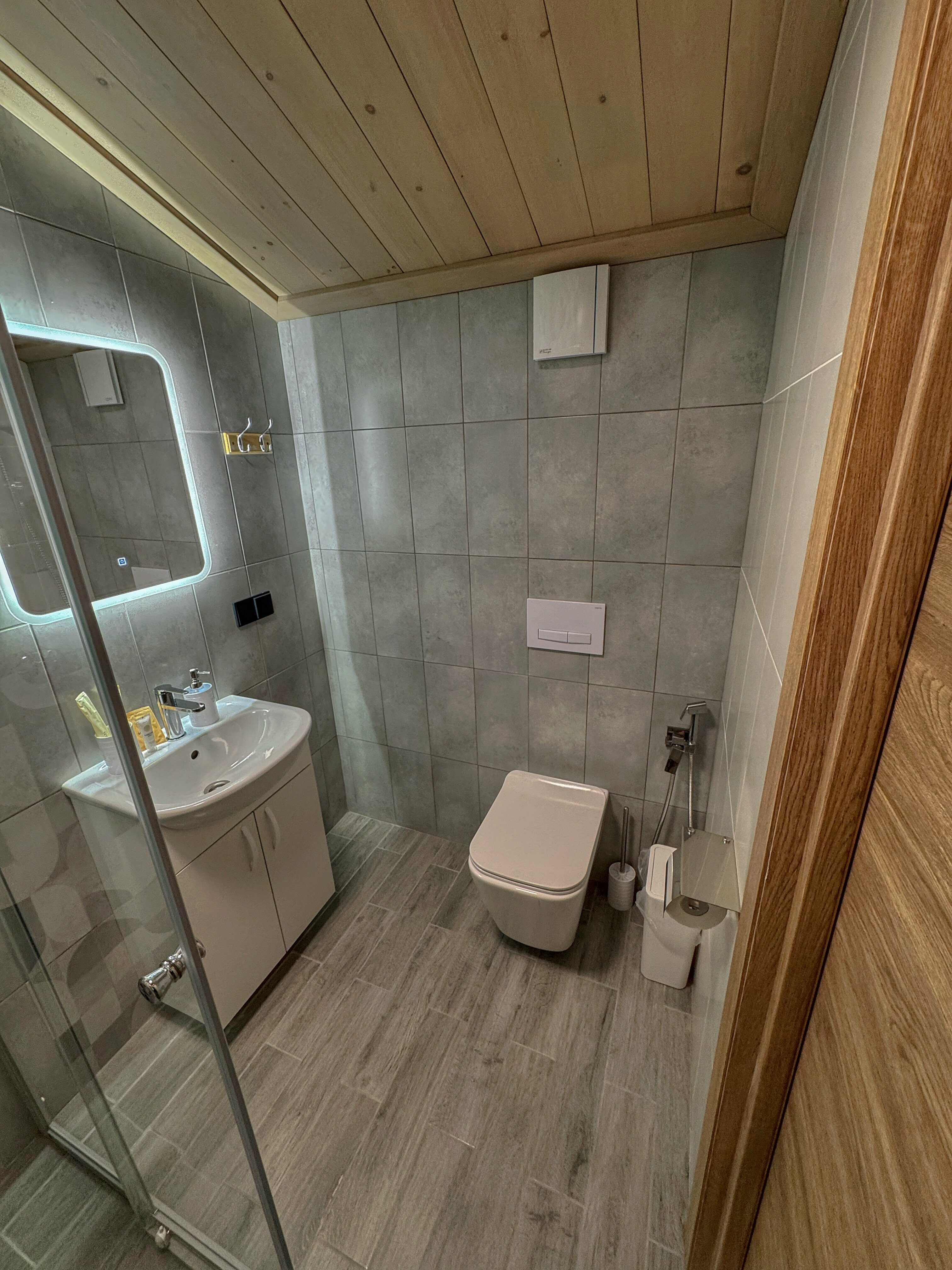 Улучшенный двухместный номер с 2 отдельными кроватями