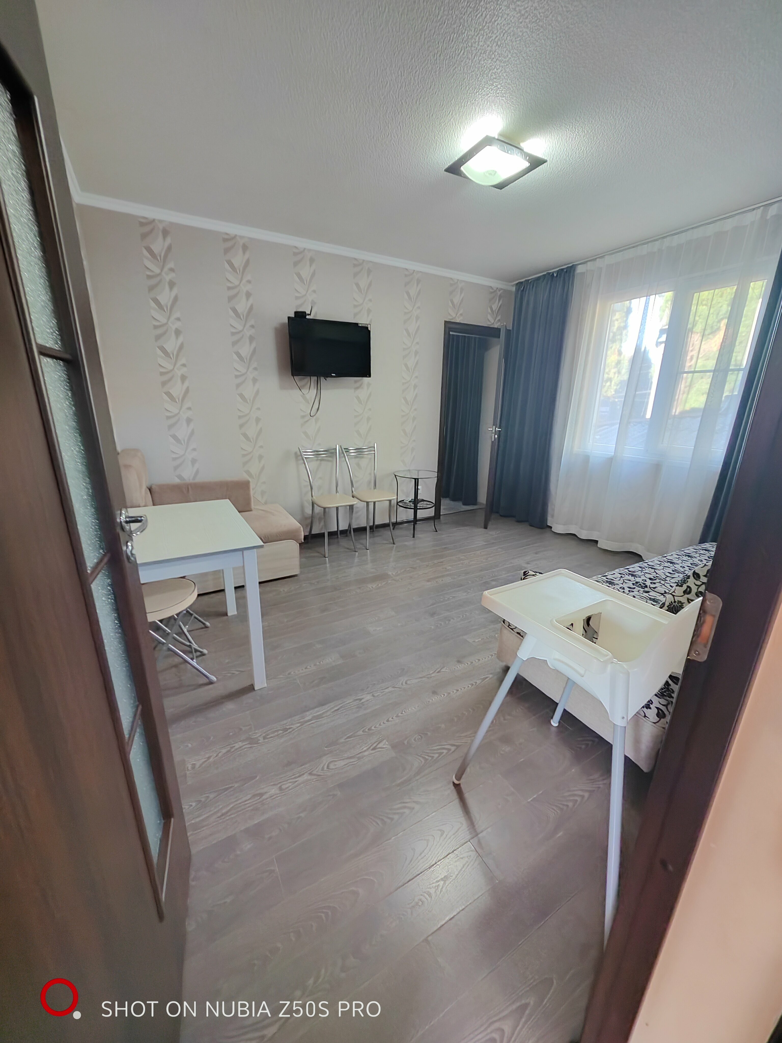 Двухкомнатные апартаменты с кухней