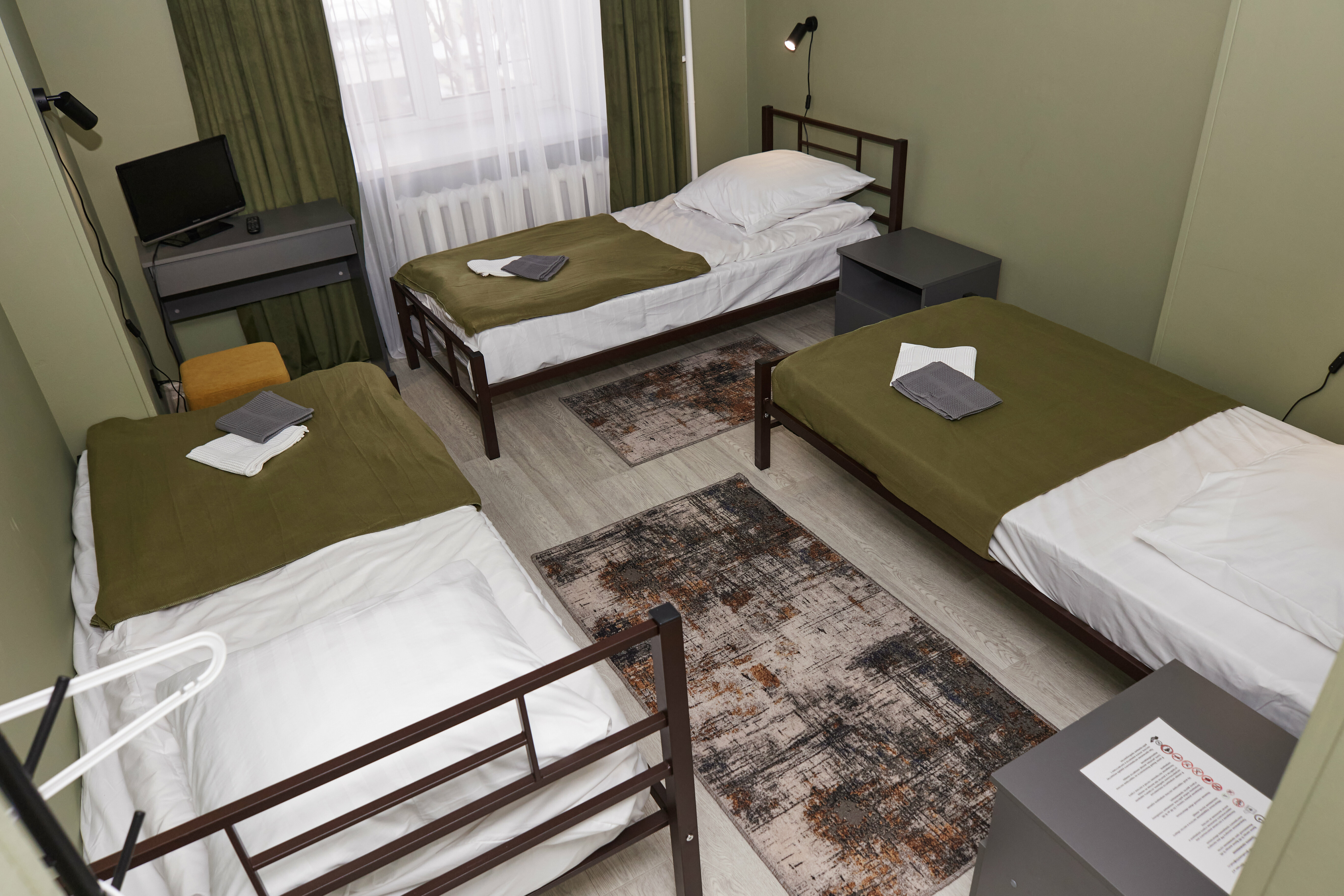 Кровать в трехместном номере