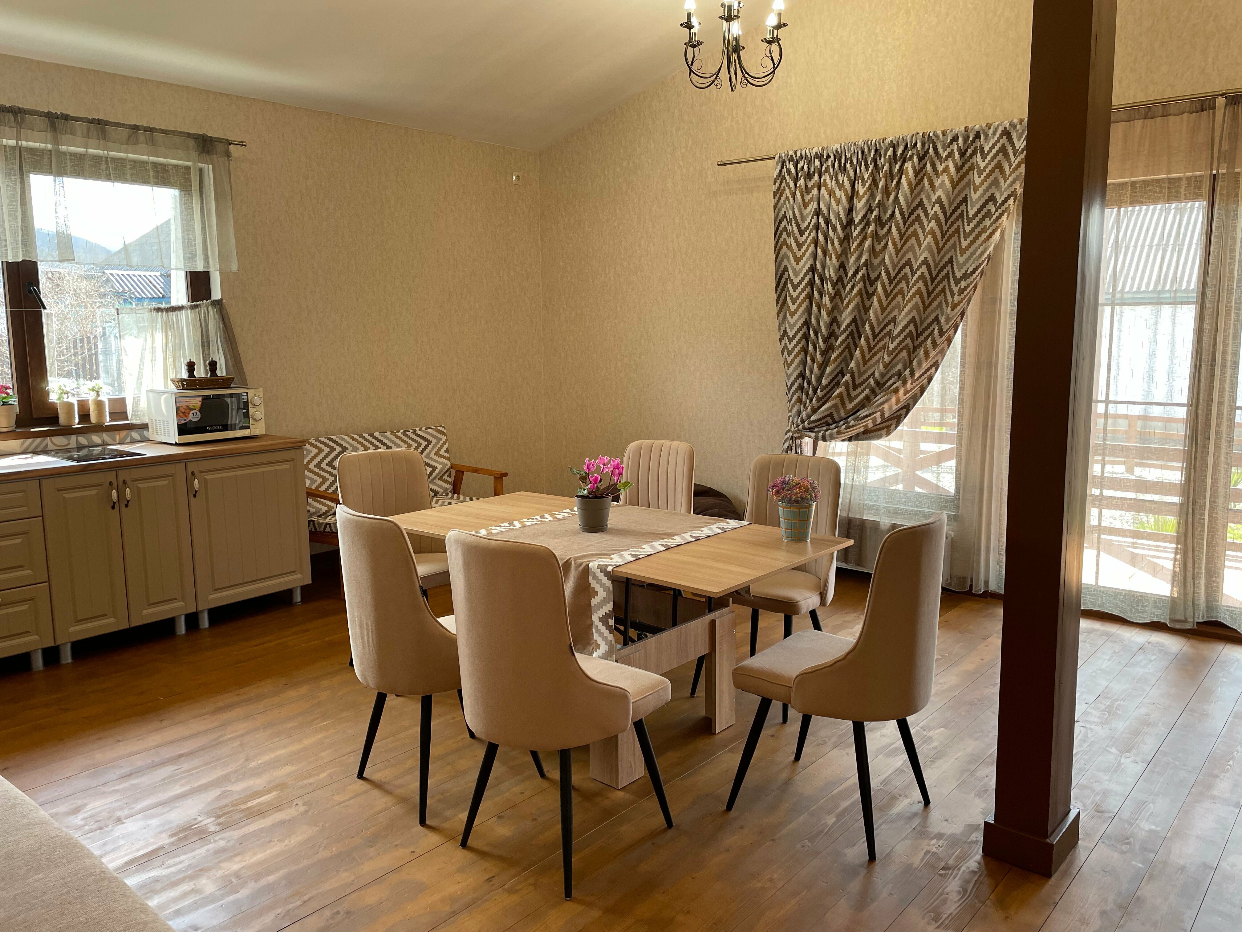 Апартаменты с видом на горы