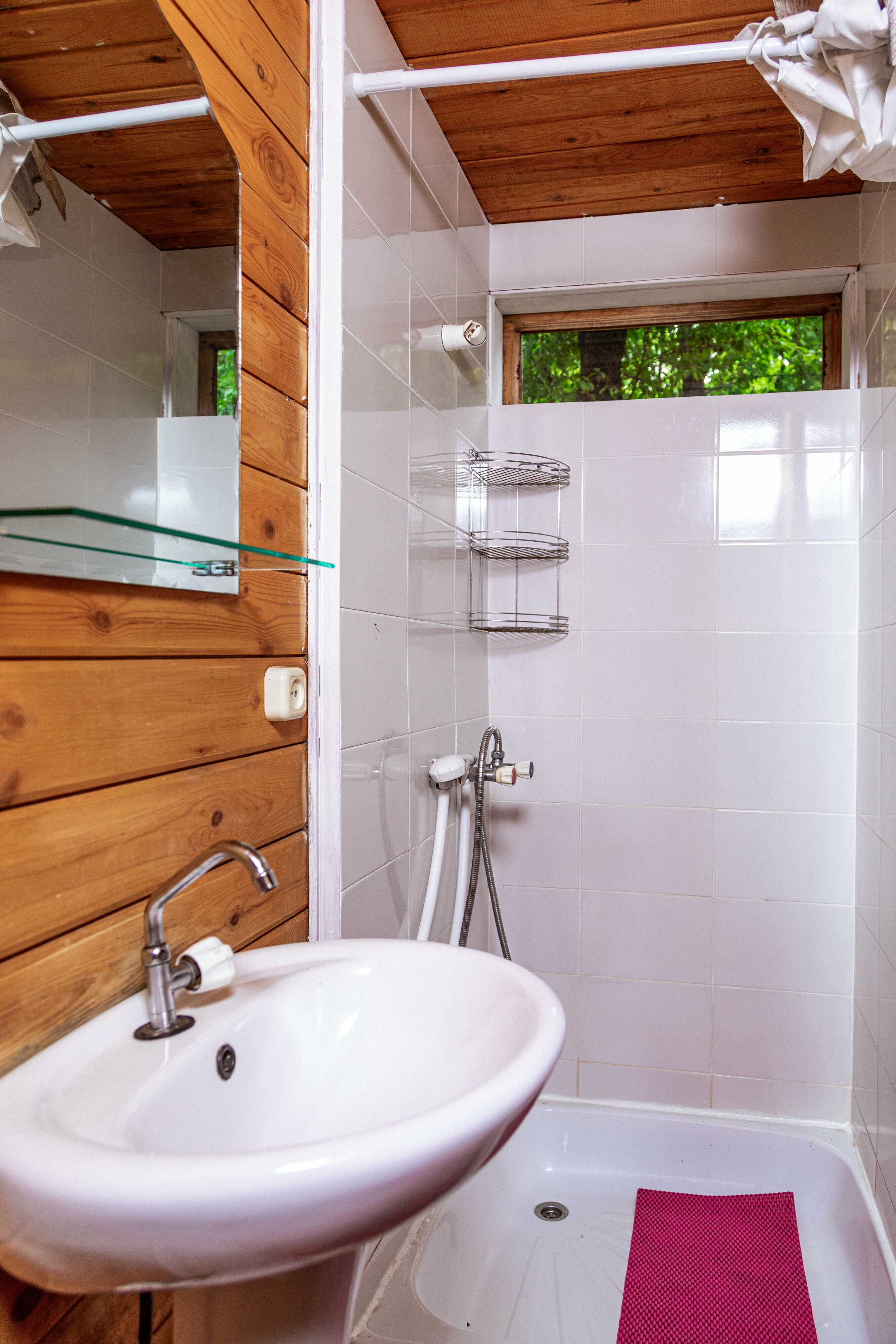 Двухместный номер с 1 кроватью и ванной