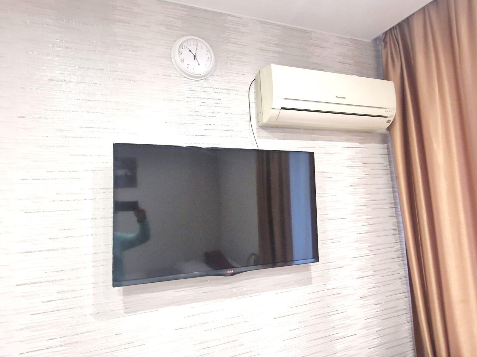 Четырехместный номер с ванной комнатой