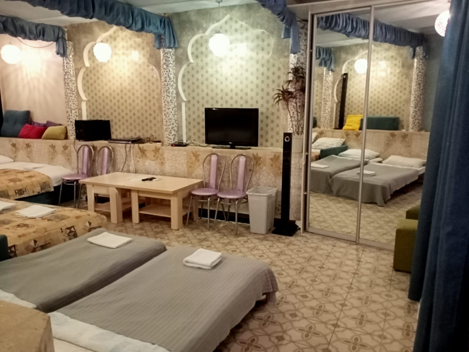 8-и местный номер (цоколь)