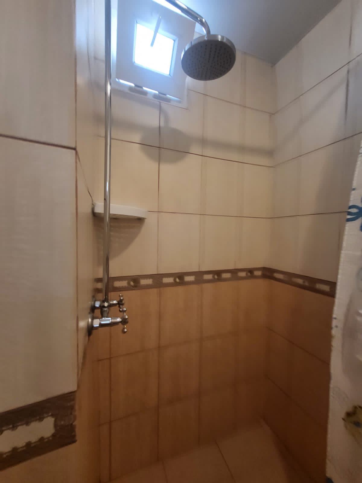 Трехместный номер с балконом