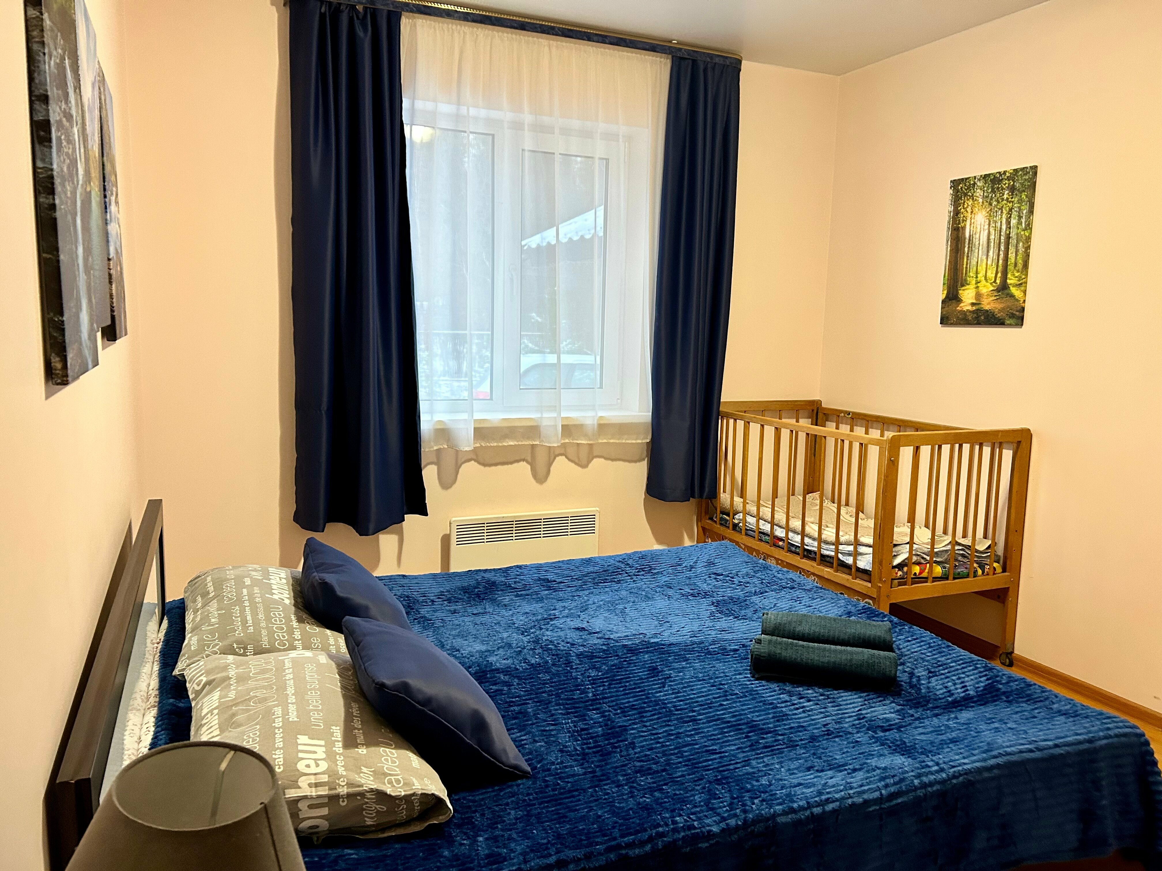 Коттедж на 6 человек с 2 спальнями и сауной. 