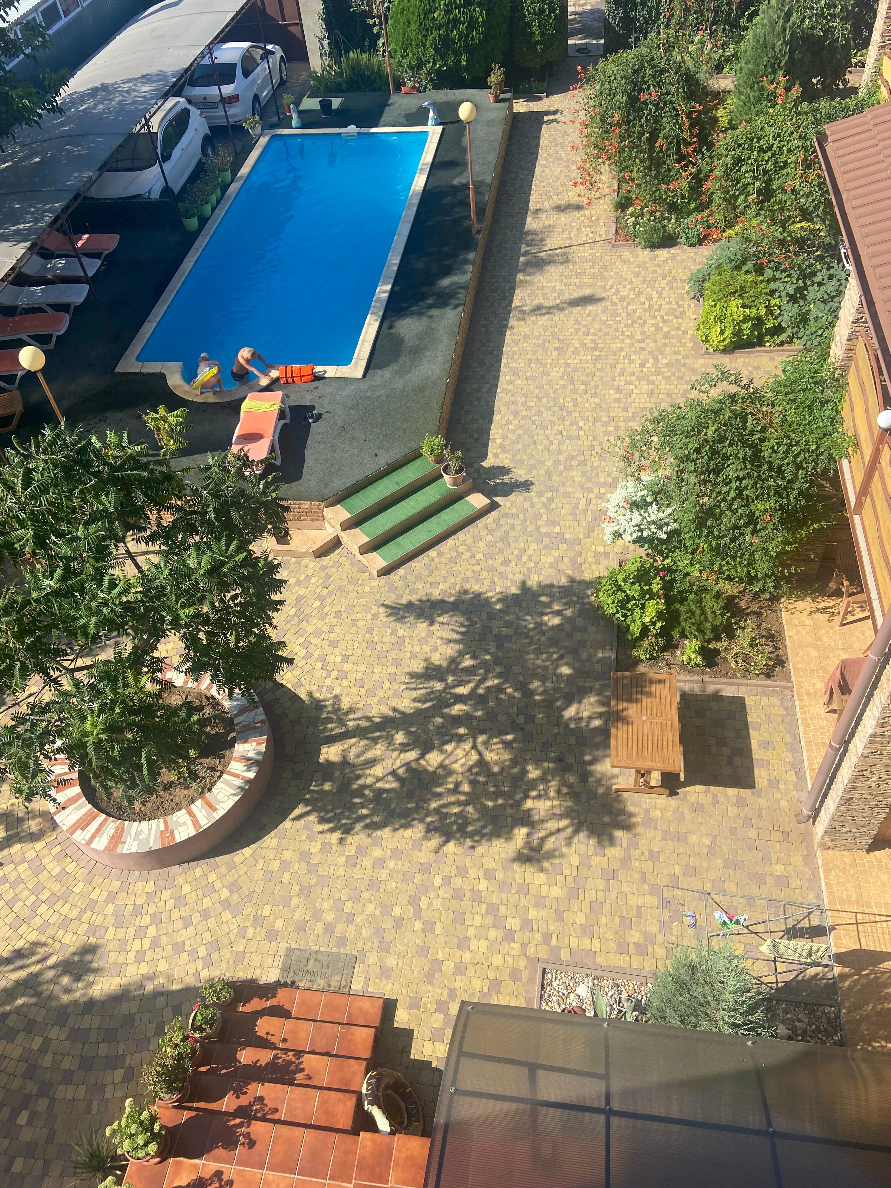 Четырехместный номер с балконом