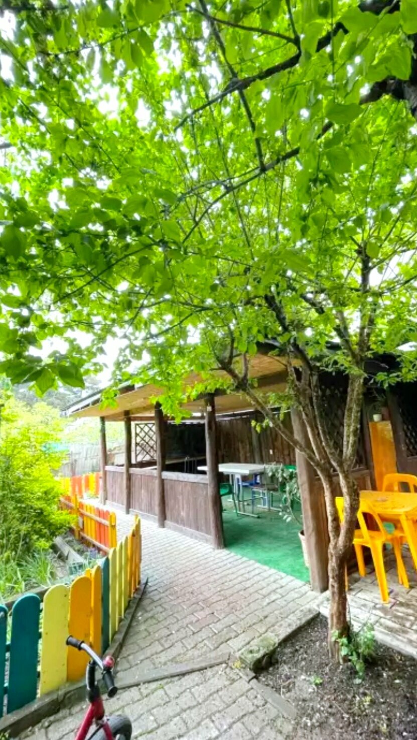 Трехместный номер с общей ванной комнатой