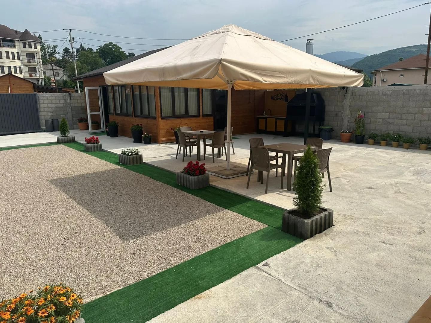 Трехместный домик БроНау Amra house 