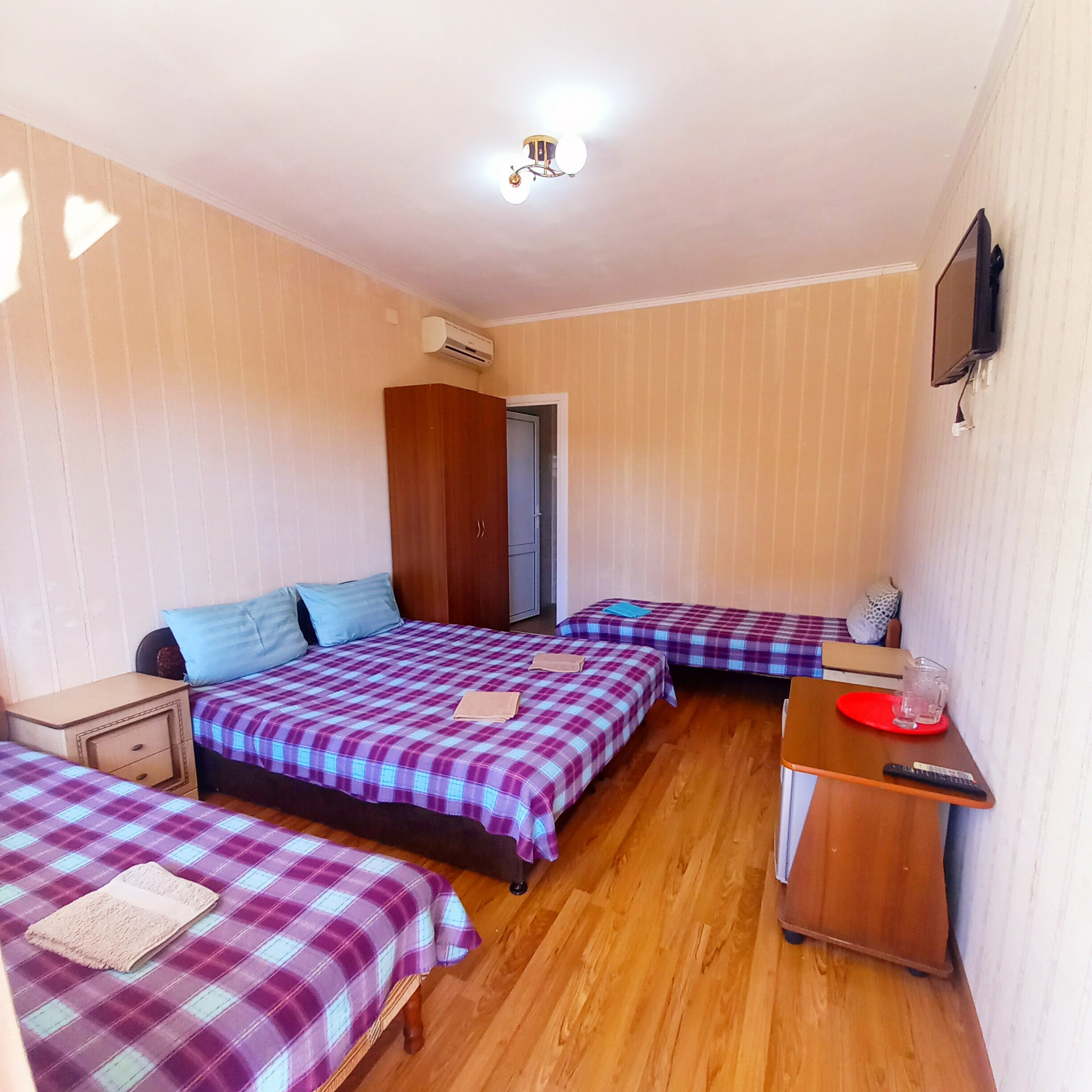 Четырехместный номер с видом на море