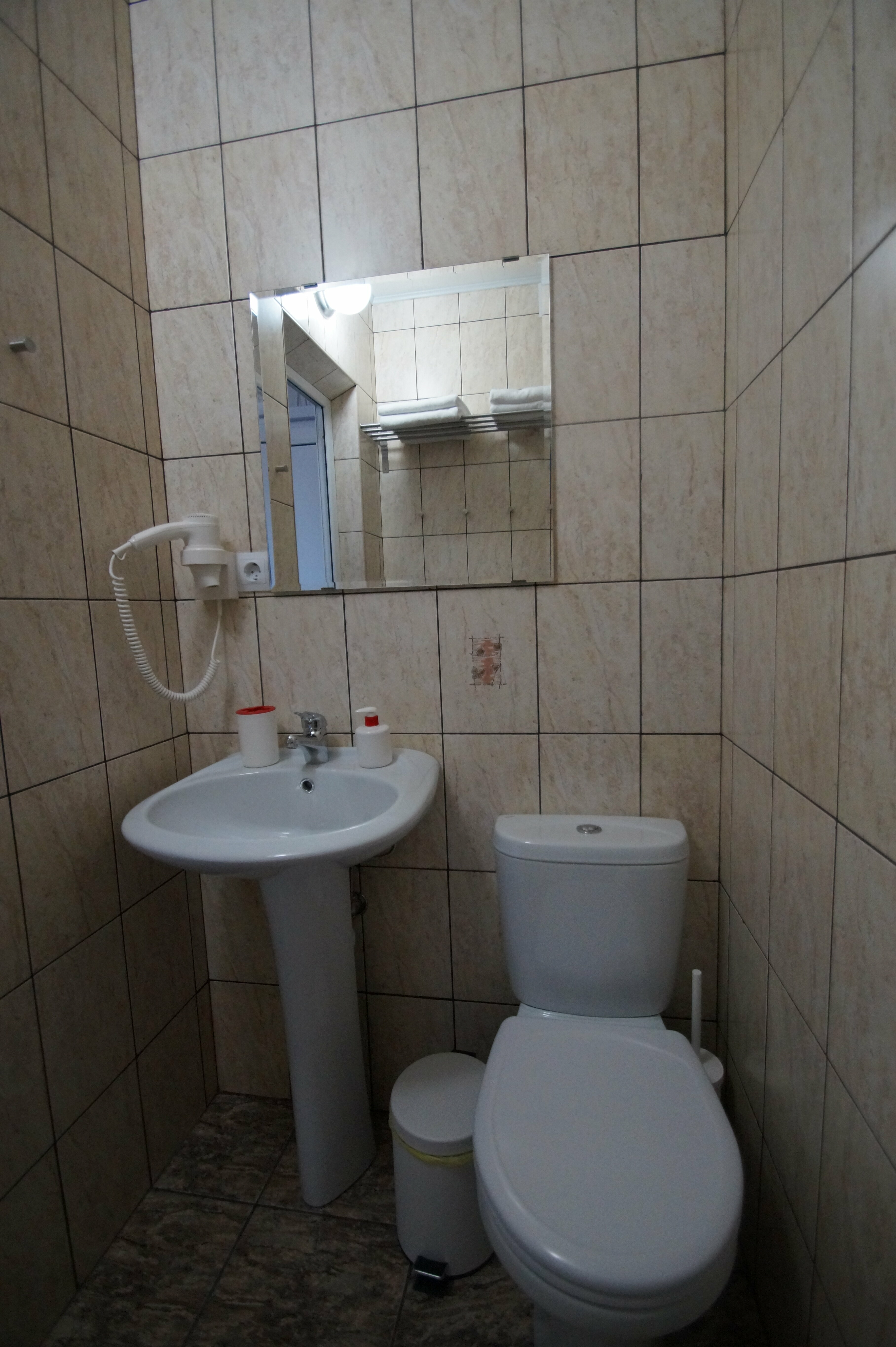 Трехместный номер с видом на бассейн