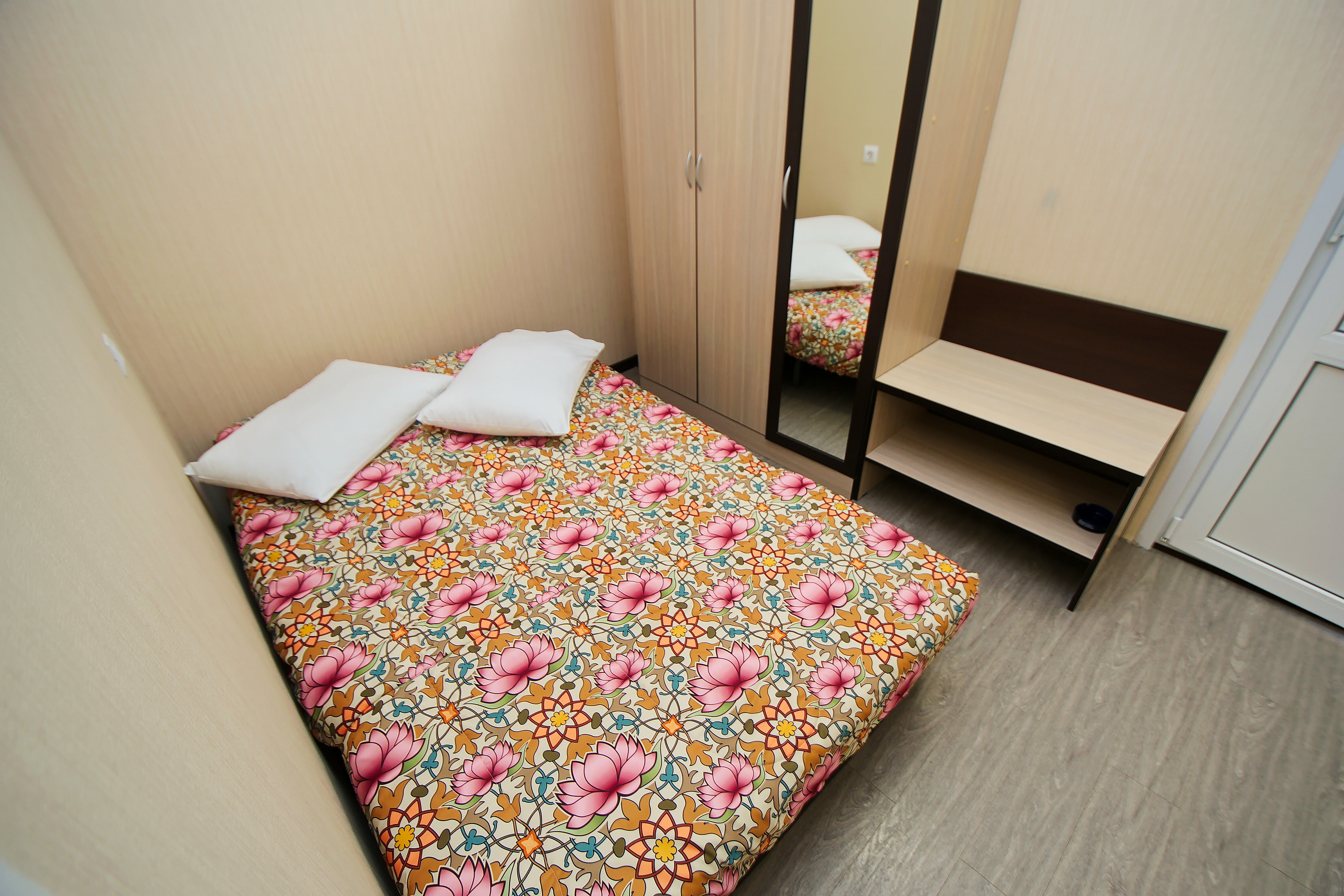 Стандартный 2х-комнатный номер с кухней и балконом 