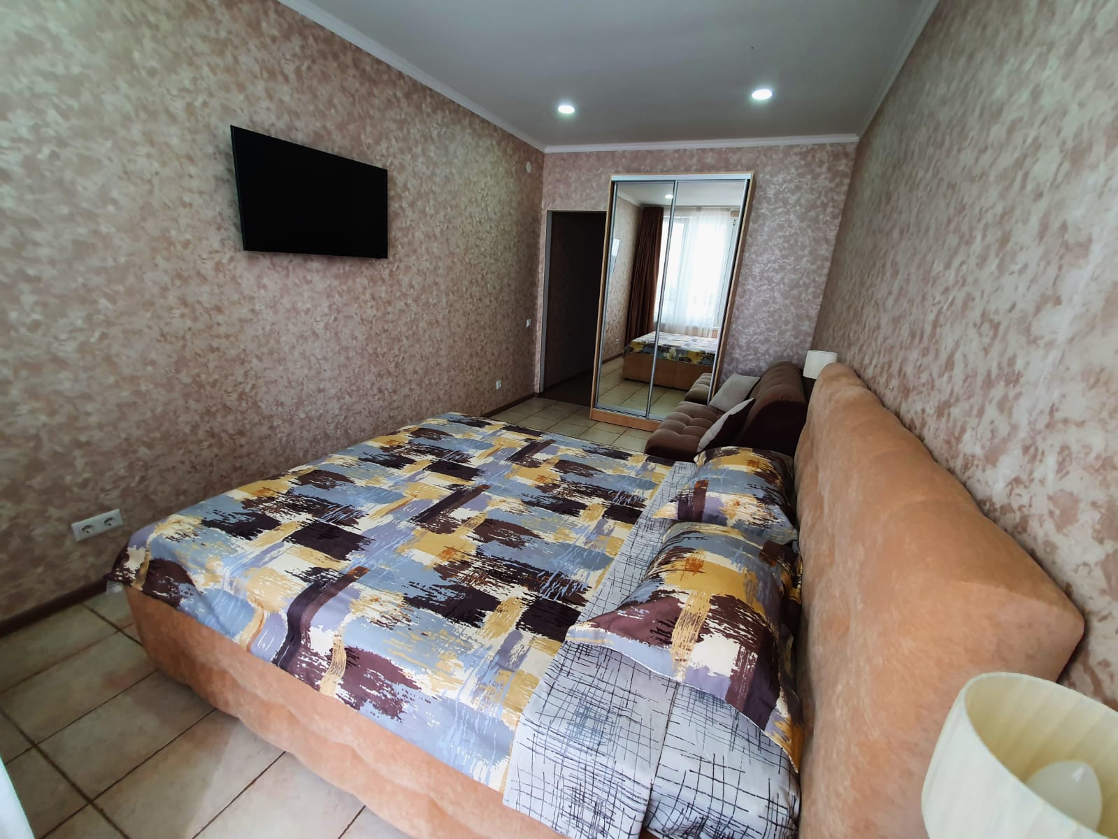 5й этаж вид на тихую улицу для 4х