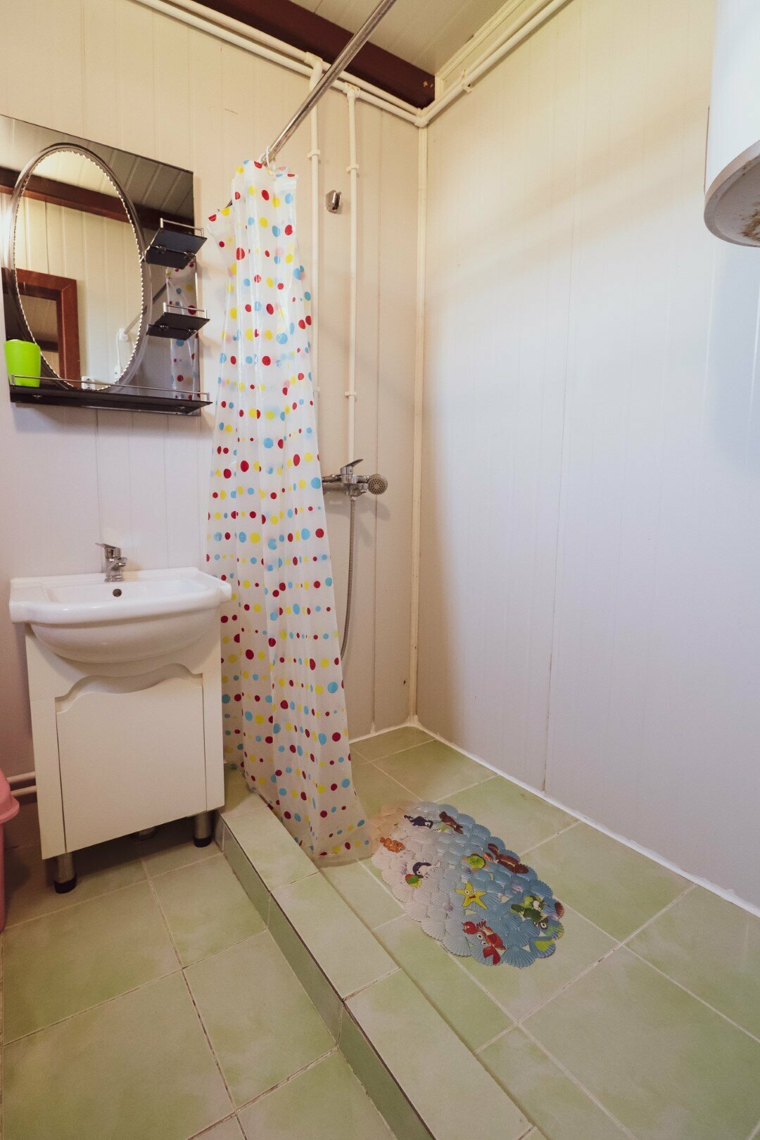 Шестиместный корпус