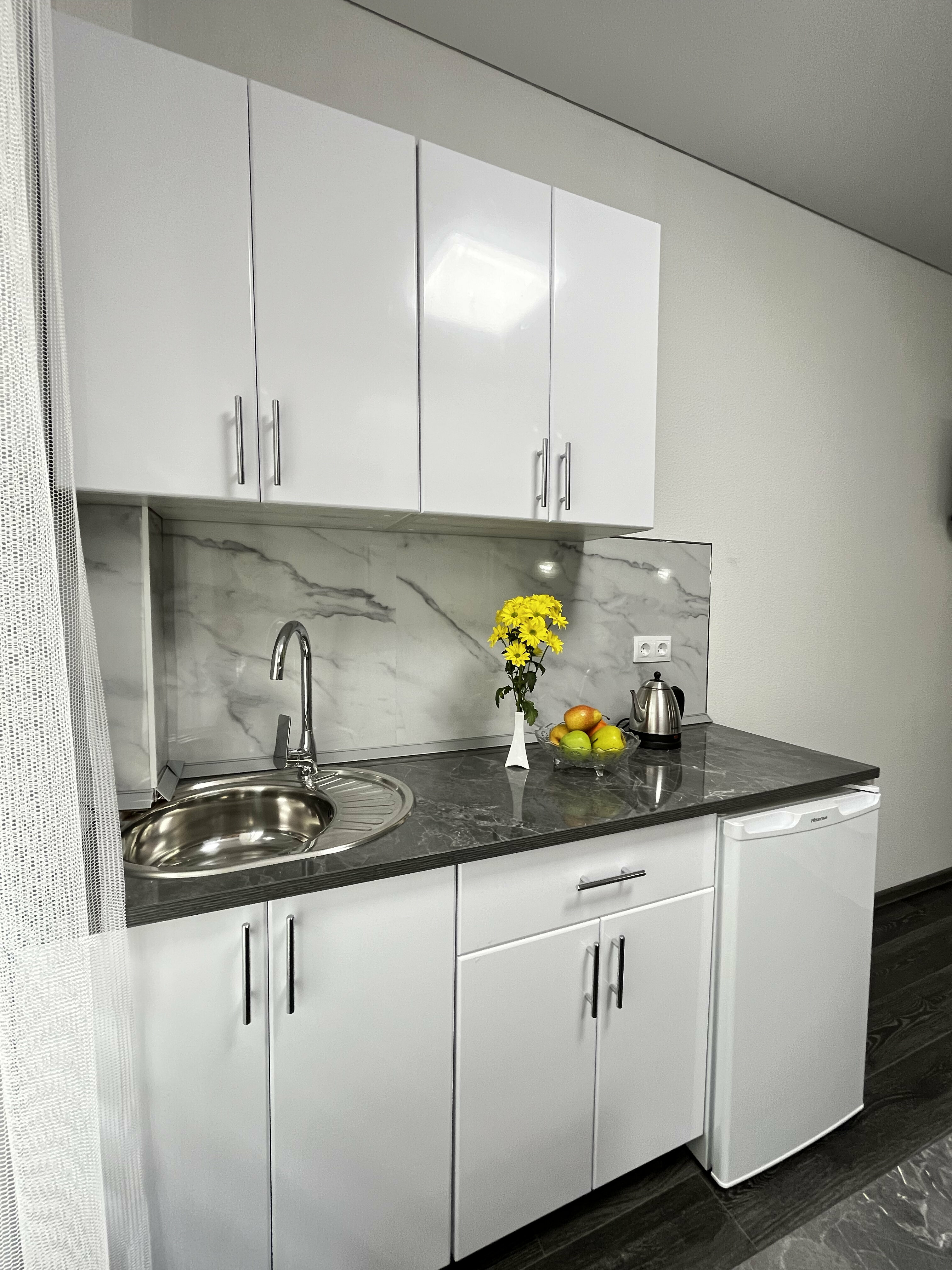 Уютные трёхместные апартаменты возле моря