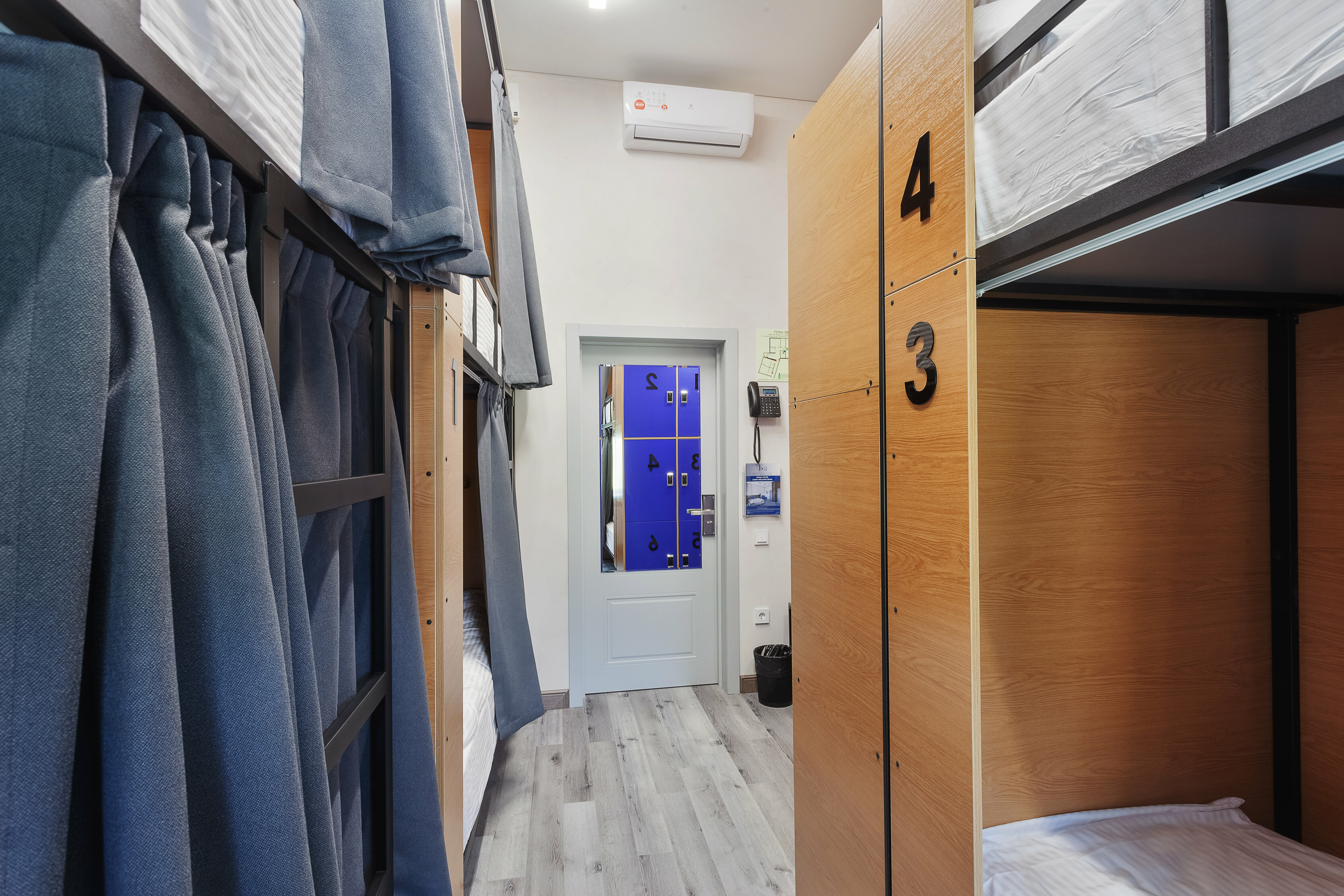 Однокомнатный 6 местный номер мужской (санузел общий - на этаже)