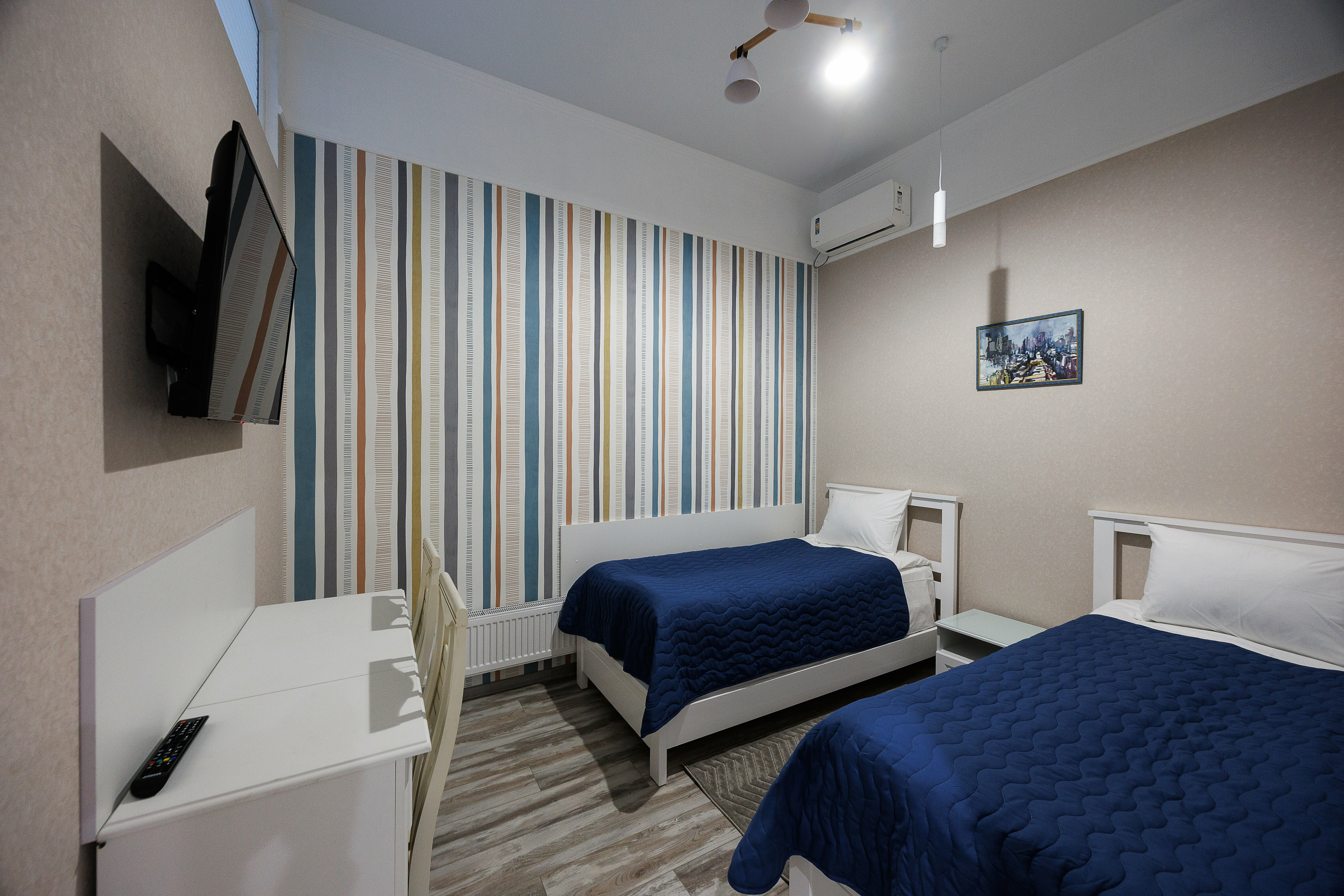 Общий 6-местный номер для мужчин и женщин