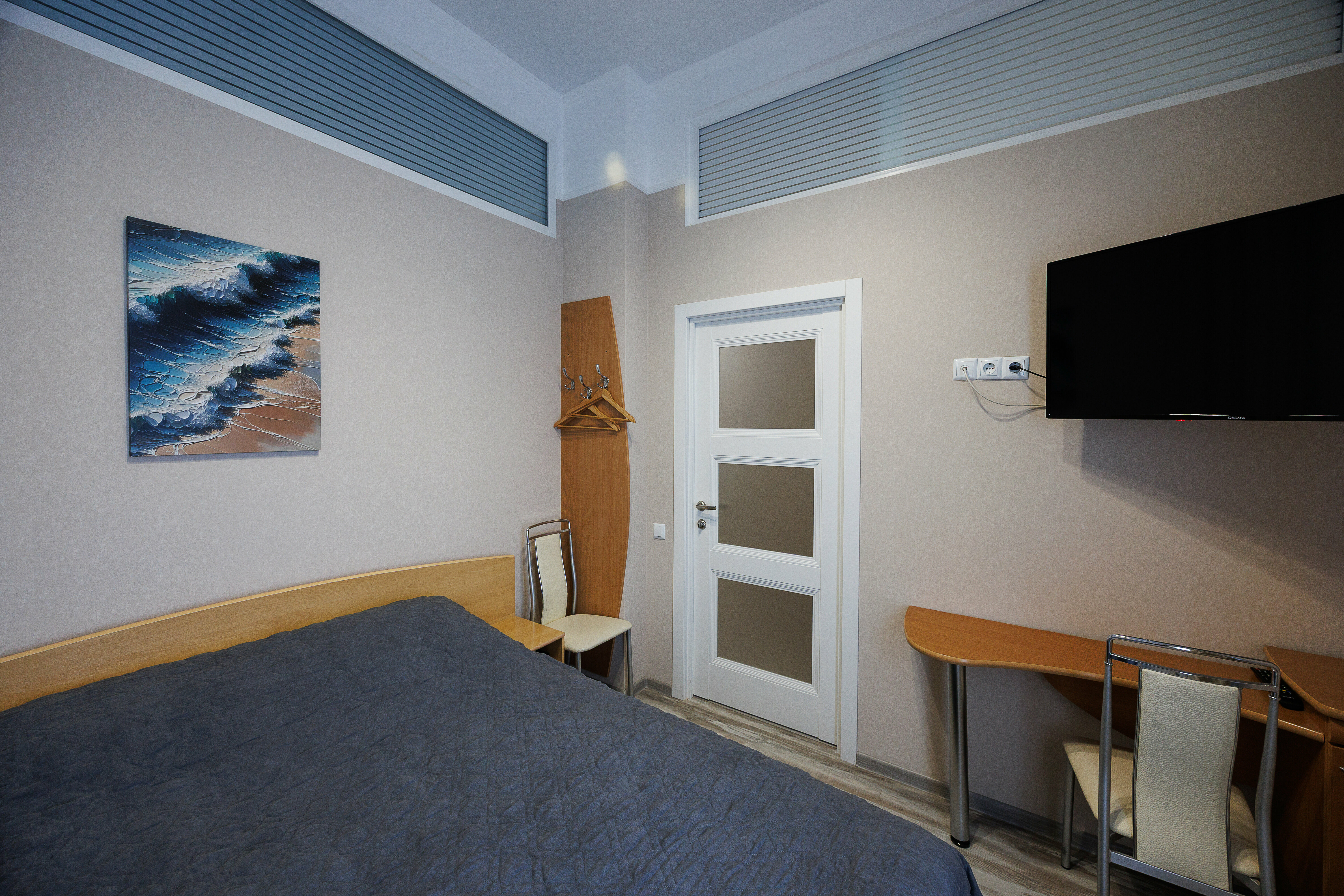 Общий 6-местный номер для мужчин и женщин