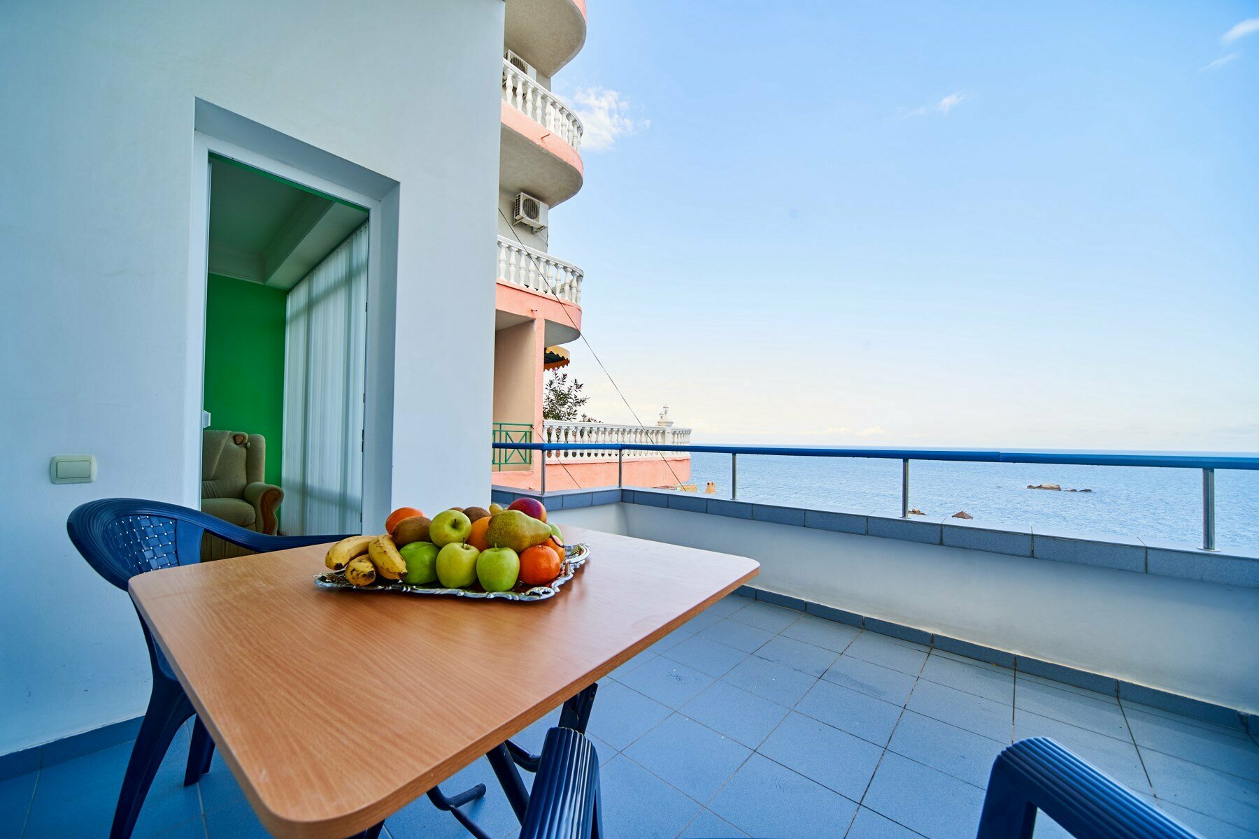 Люкс с видом на море