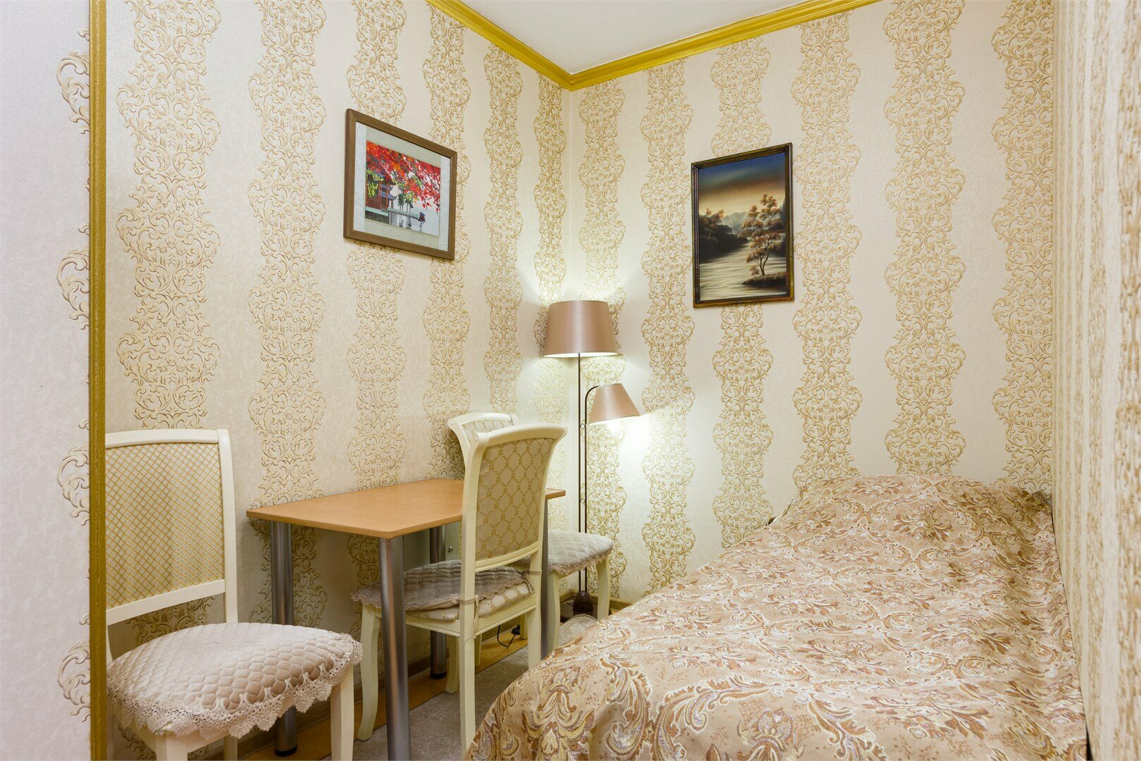 Улучшенный трехместный номер