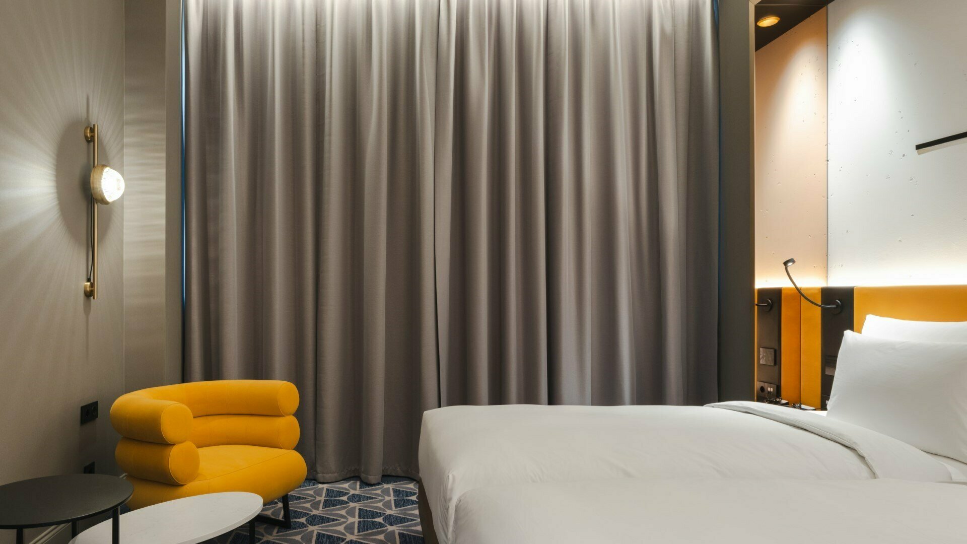 Премиум Твин с видом во двор