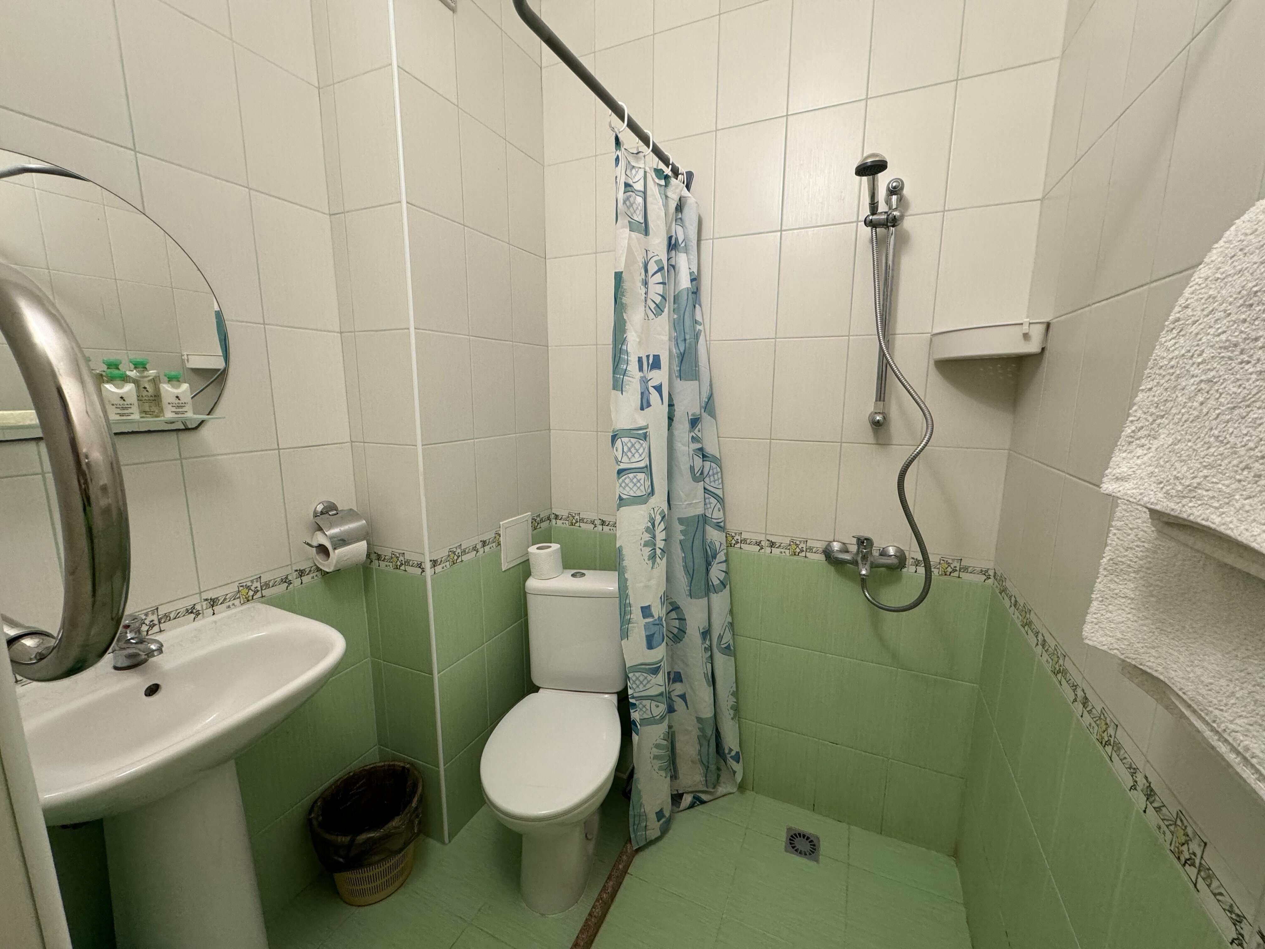 Трехместный номер с балконом