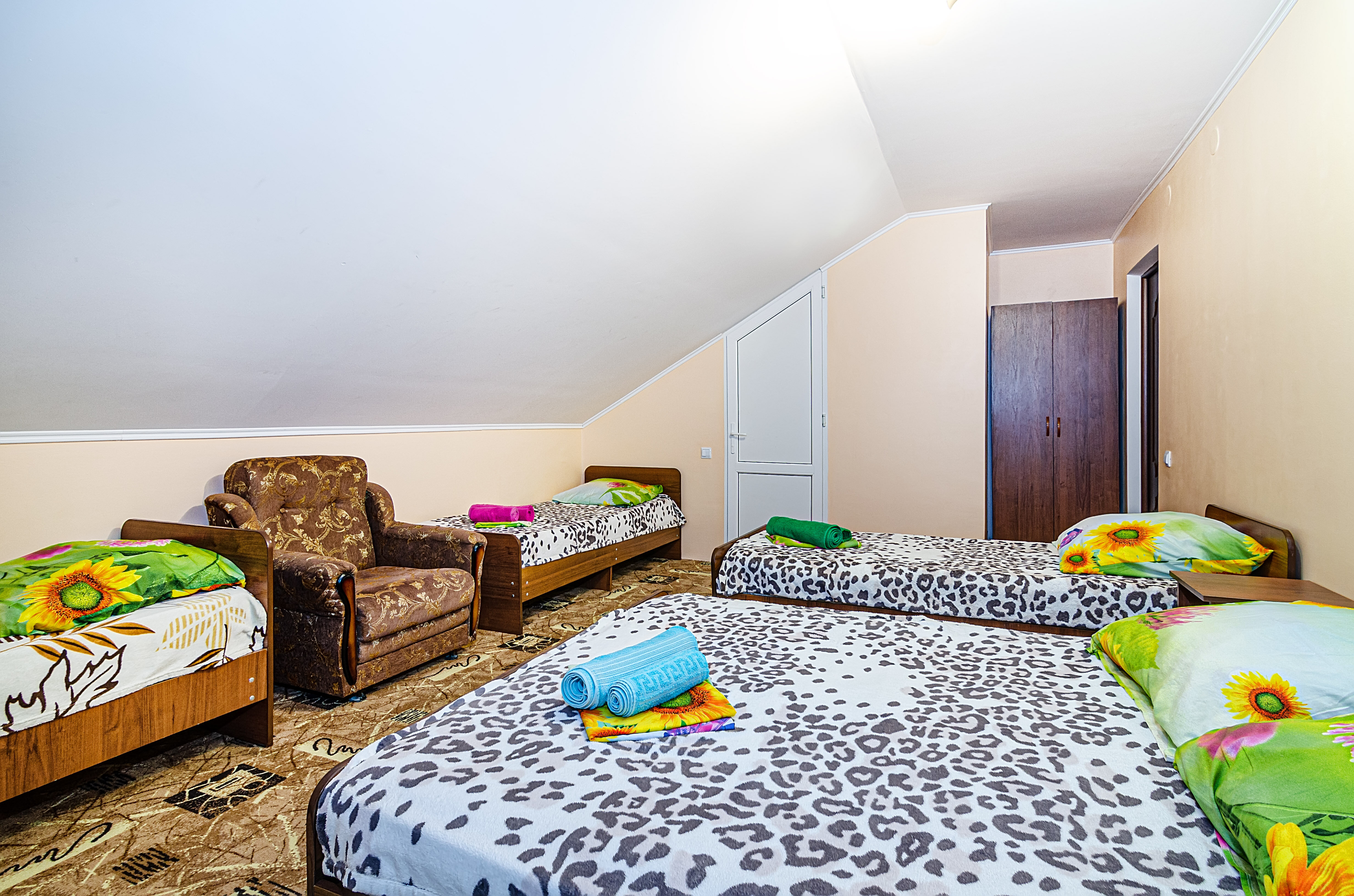 Семейный номер с балконом