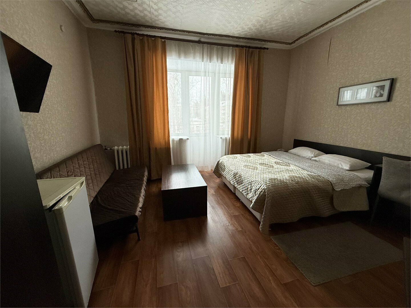 Полулюкс с балконом