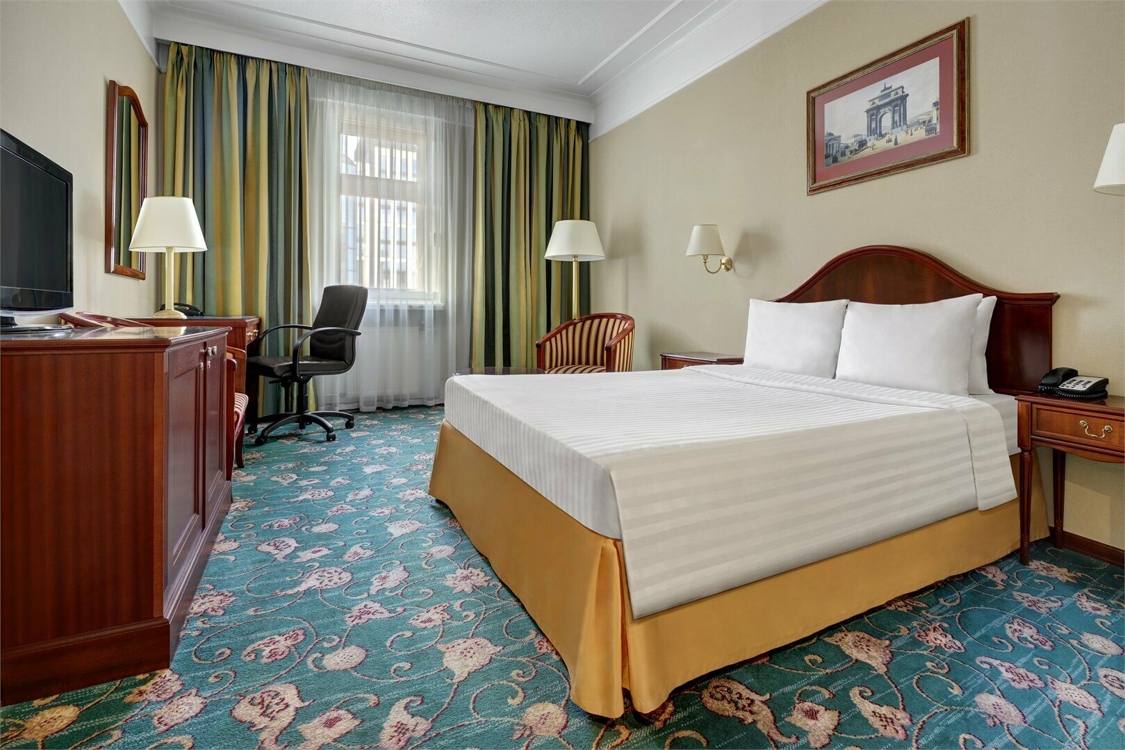 Делюкс, с одной большой кроватью