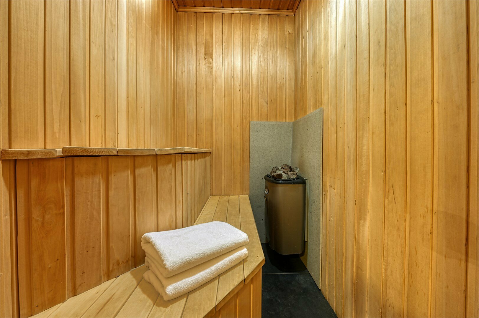 Двухуровневый Люкс с сауной и ванной