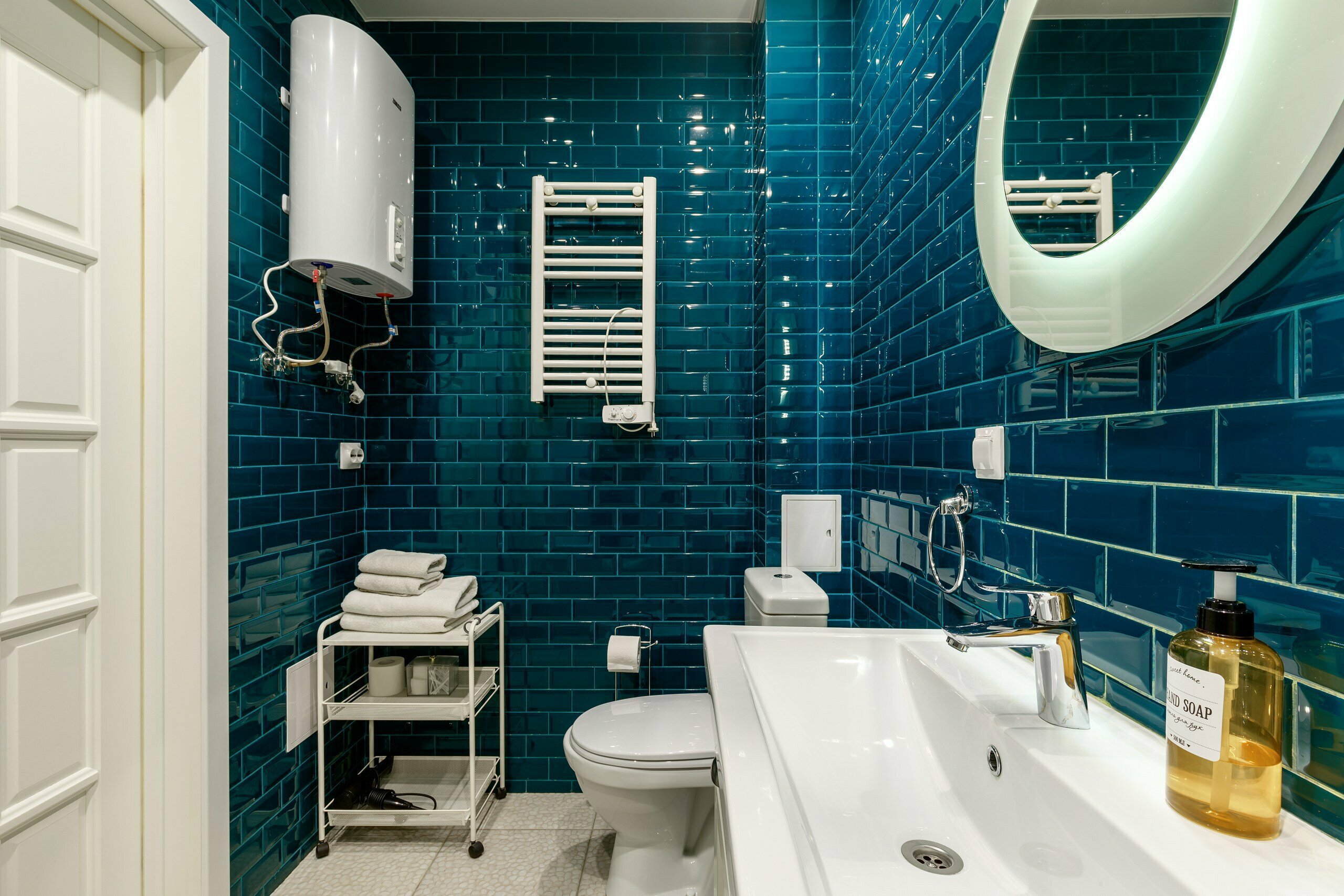 Двухкомнатные апартаменты с видом на ДОН, 12 этаж  ( maх. 4 человека)