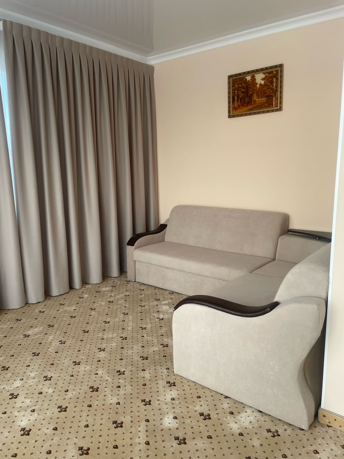 Улучшенные апартаменты