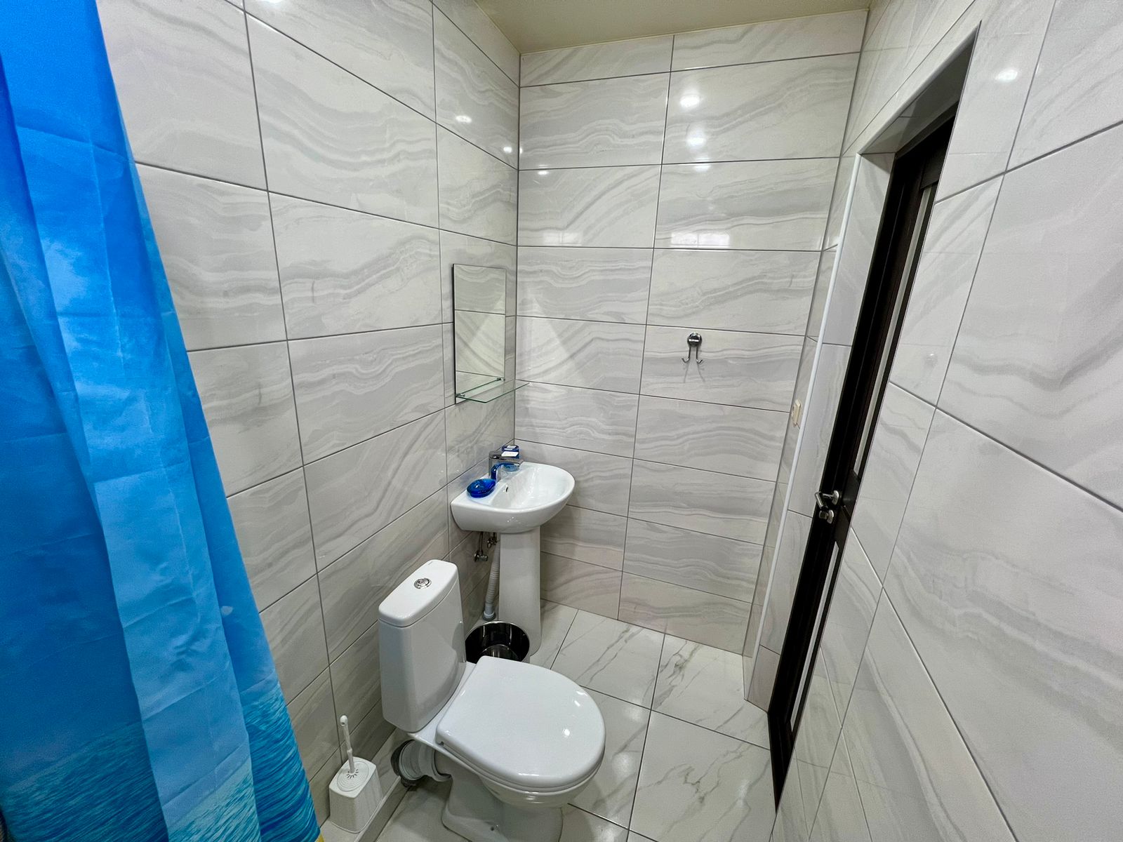 Трехместный номер с балконом