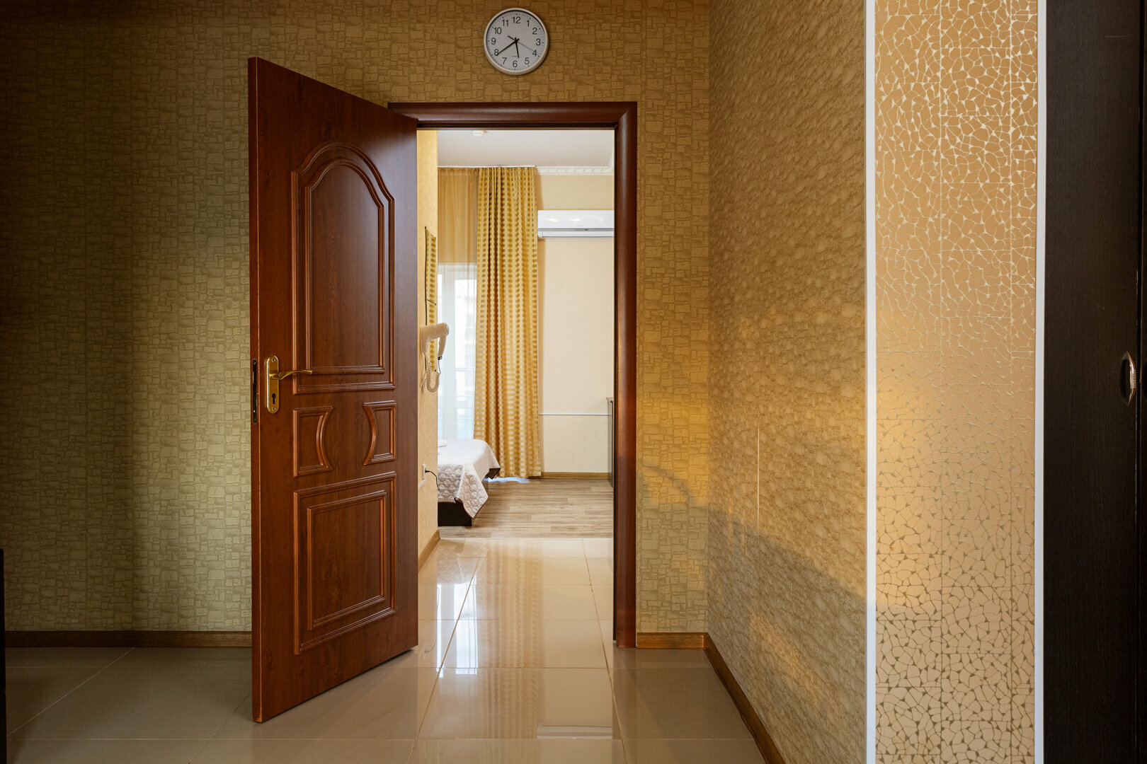 Апартаменты с балконом