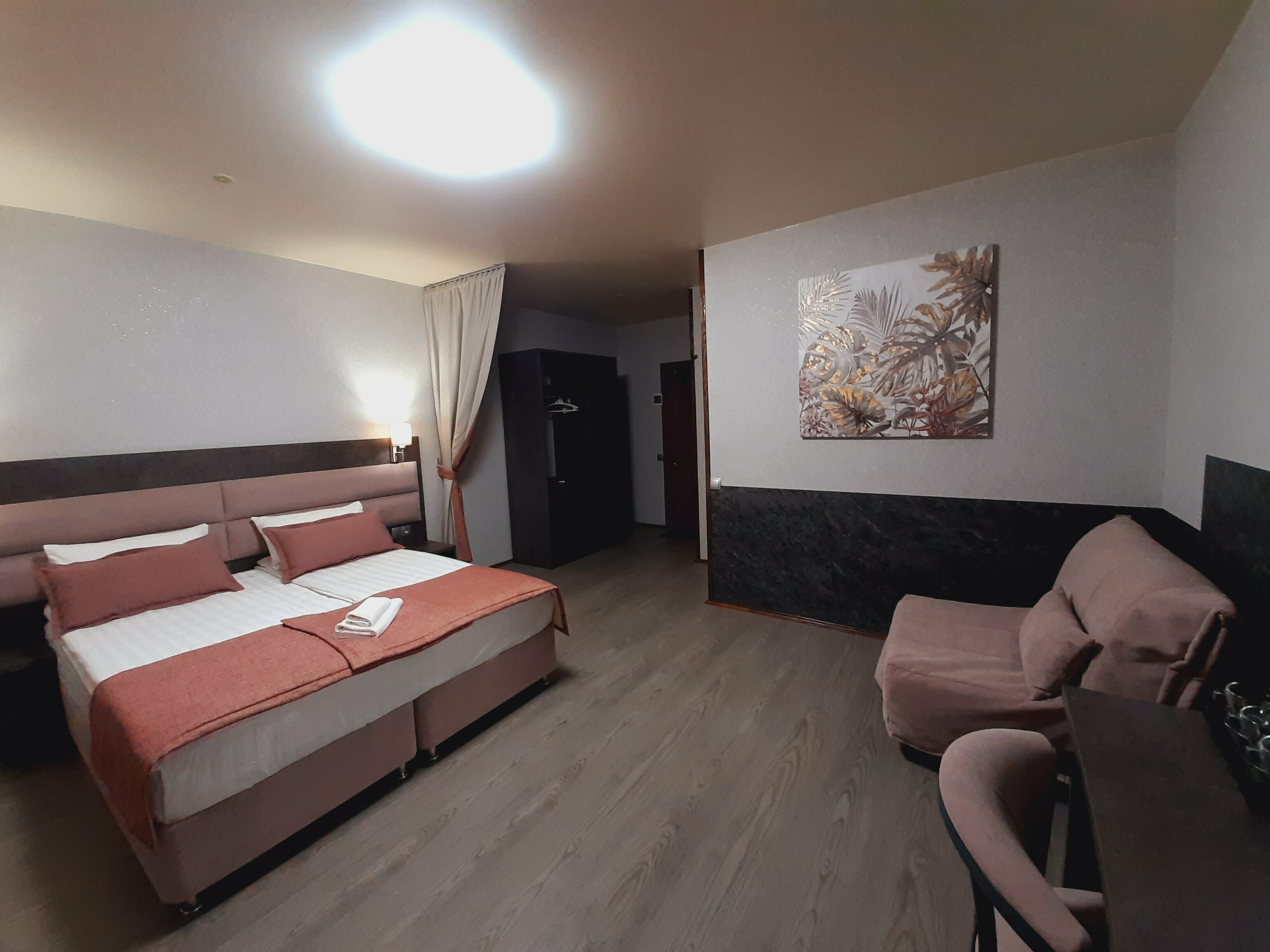 Представительский трехместный номер