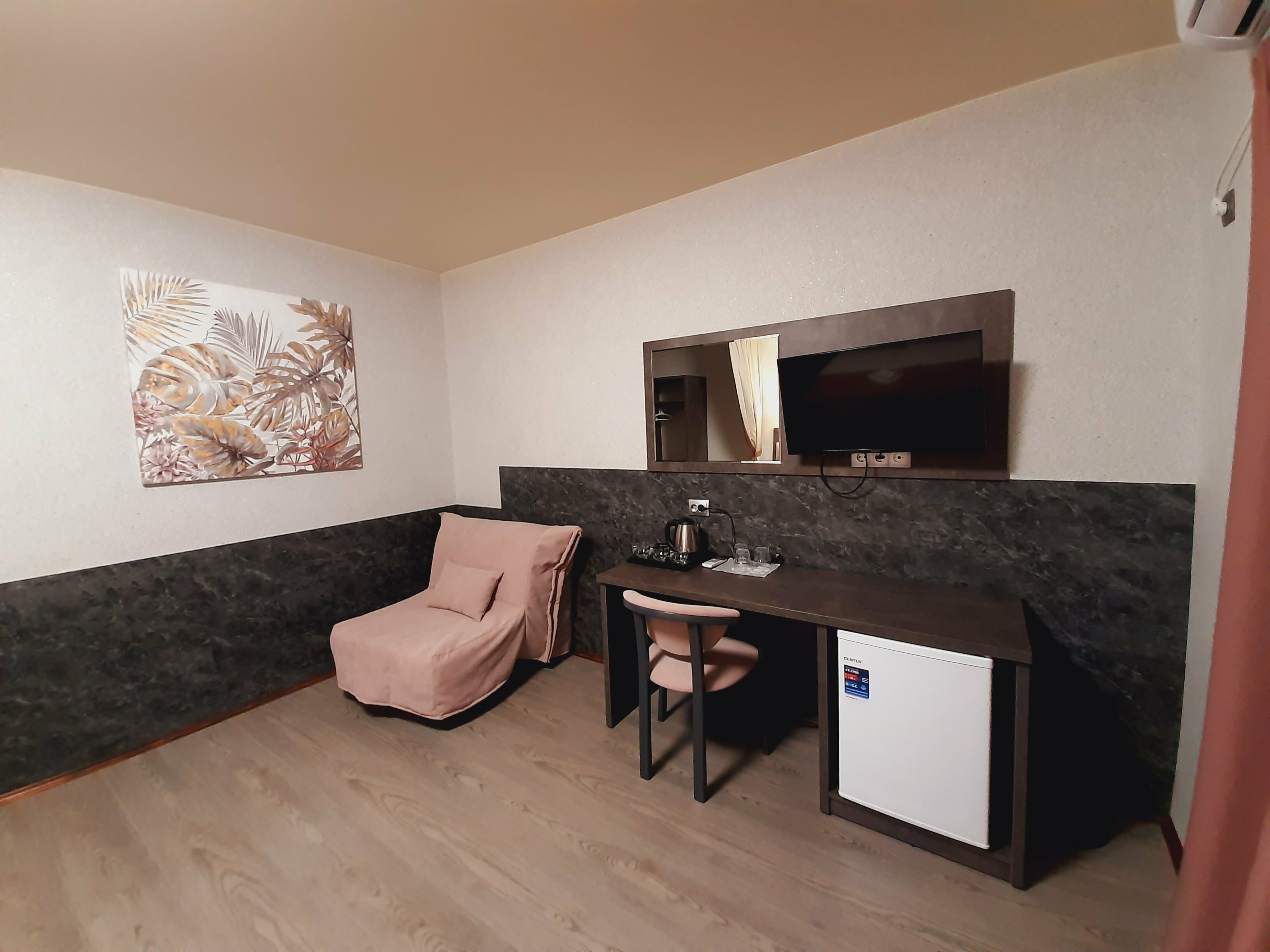 Представительский трехместный номер