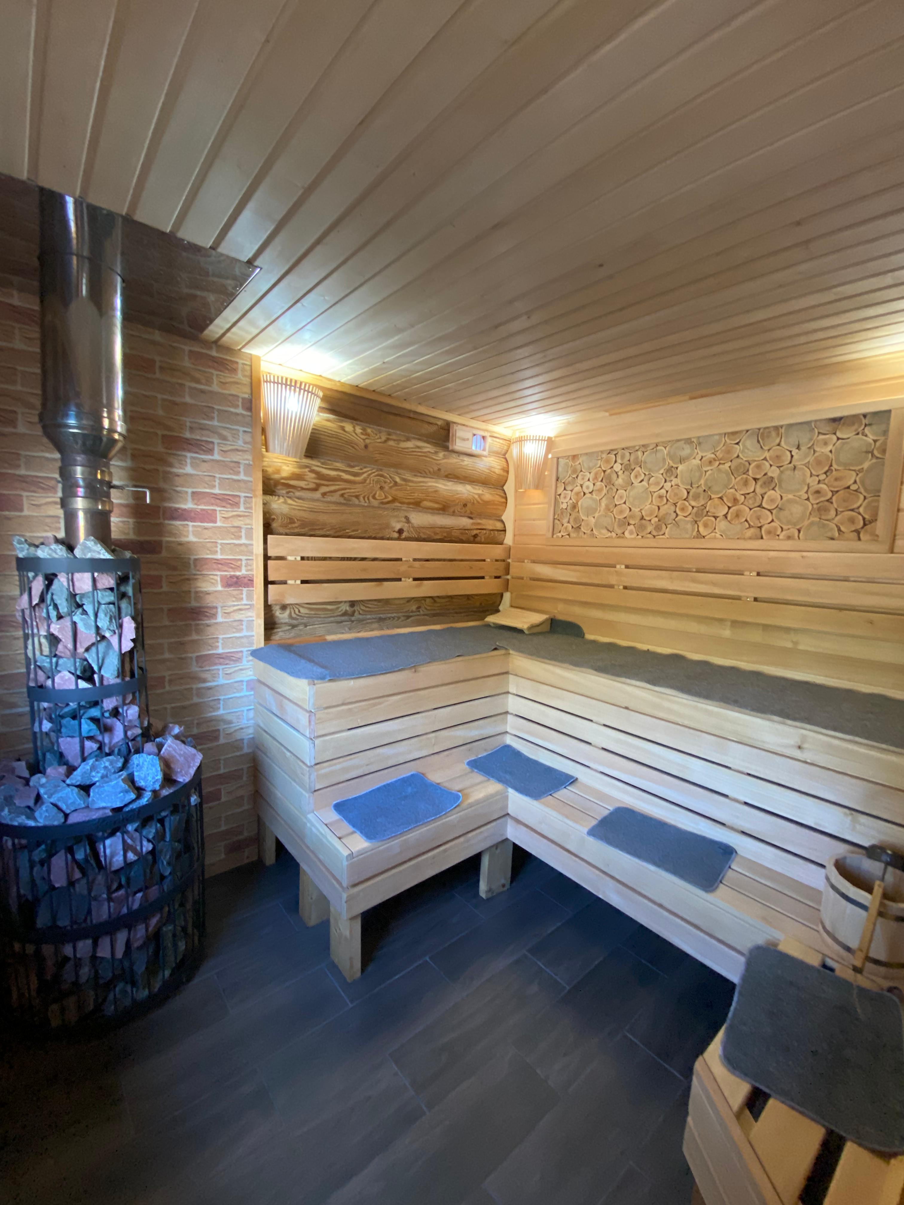 Дом с собственным бассейном