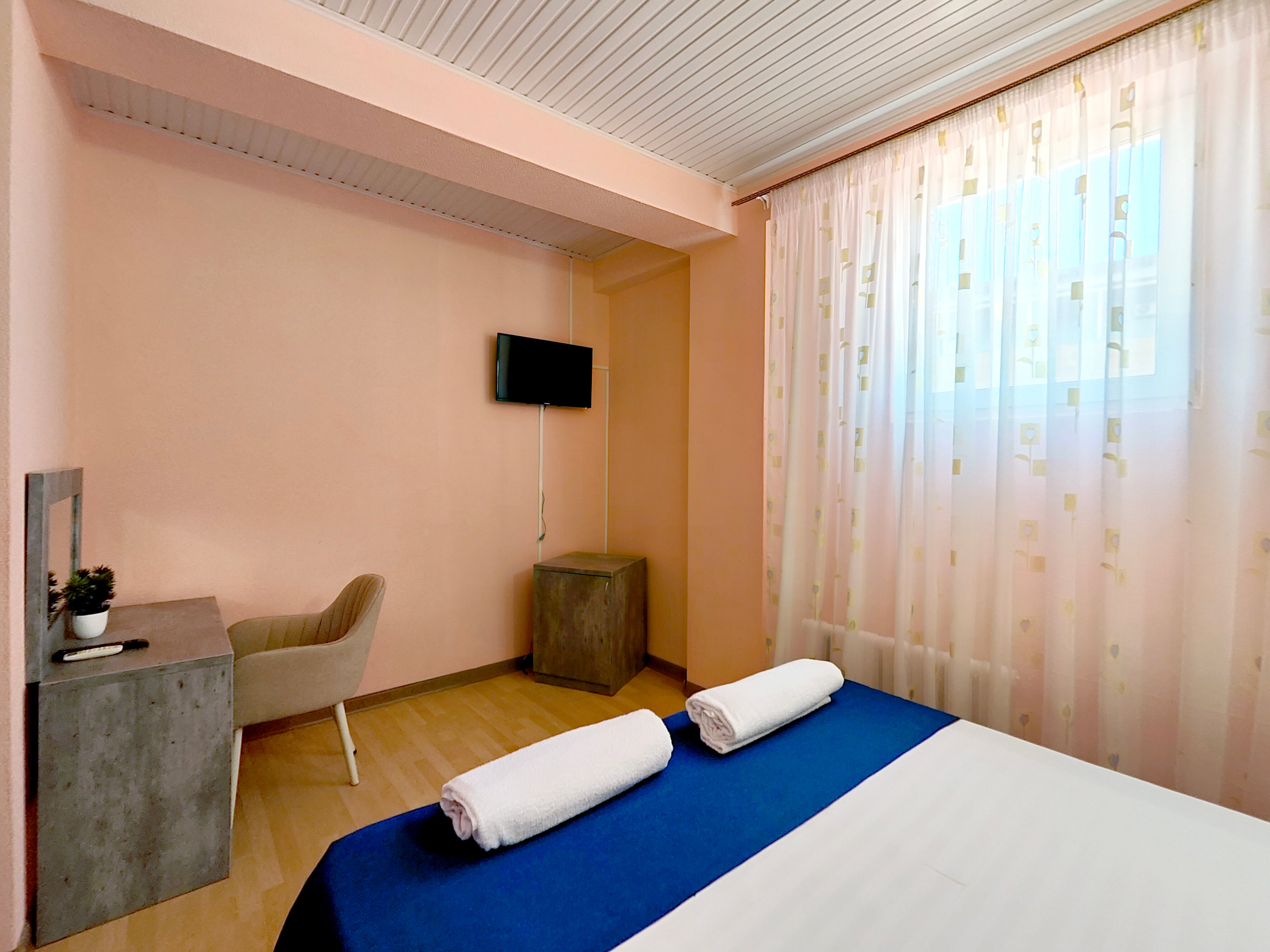 Улучшенный номер с кроватью размера «king-size» или 2 отдельными кроватями