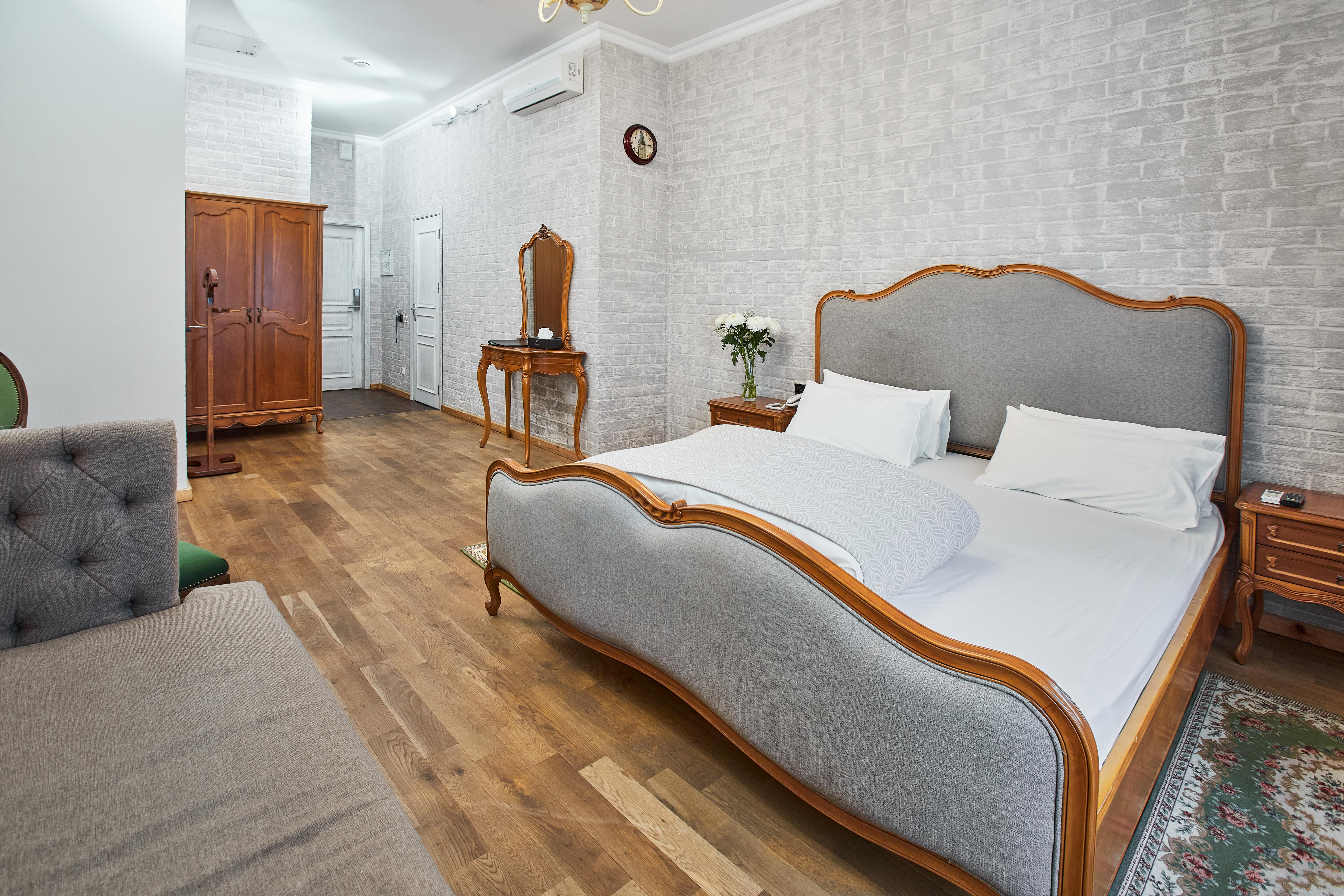 Улучшенный люкс