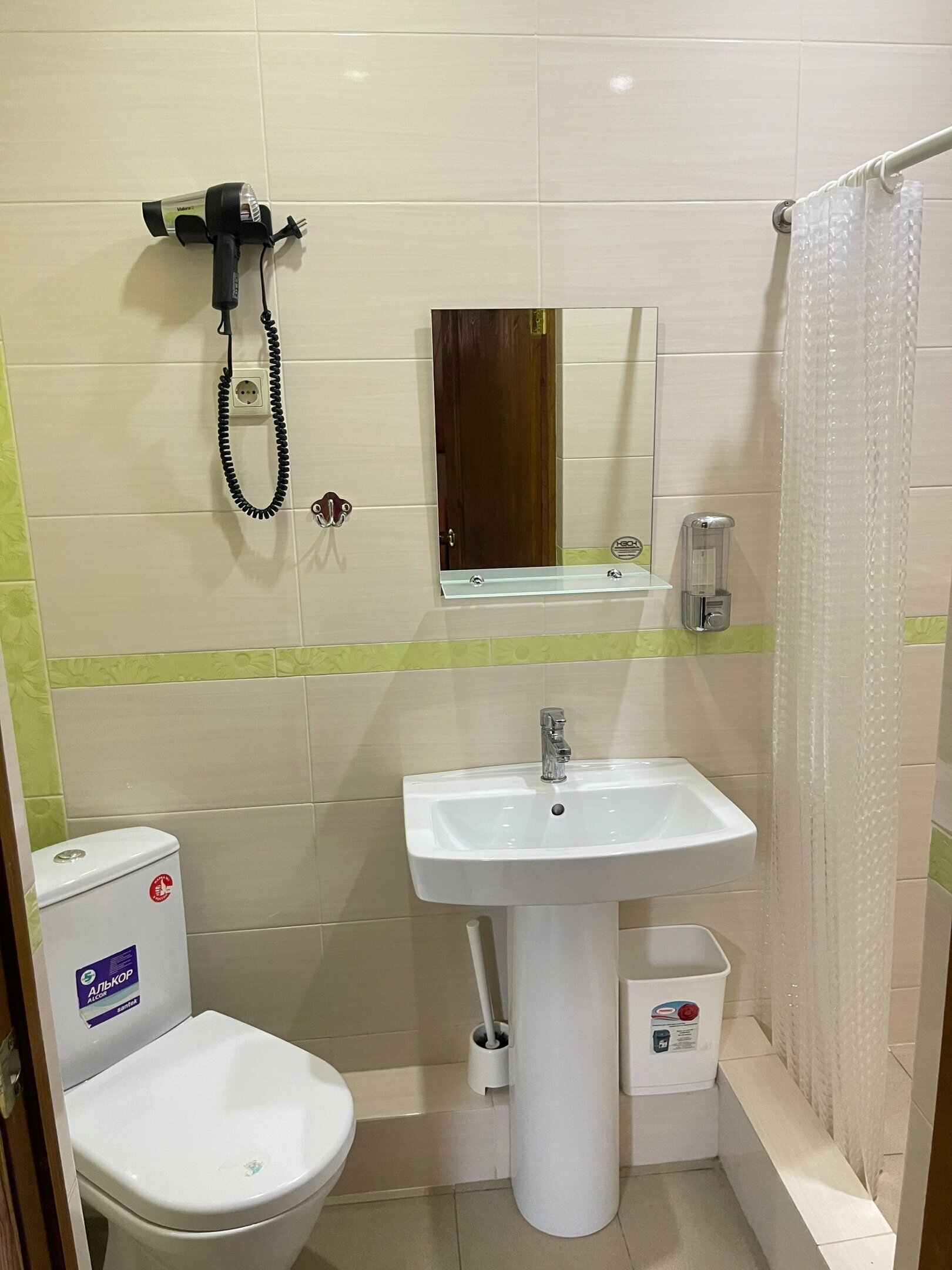 Улучшенный четырехместный номер