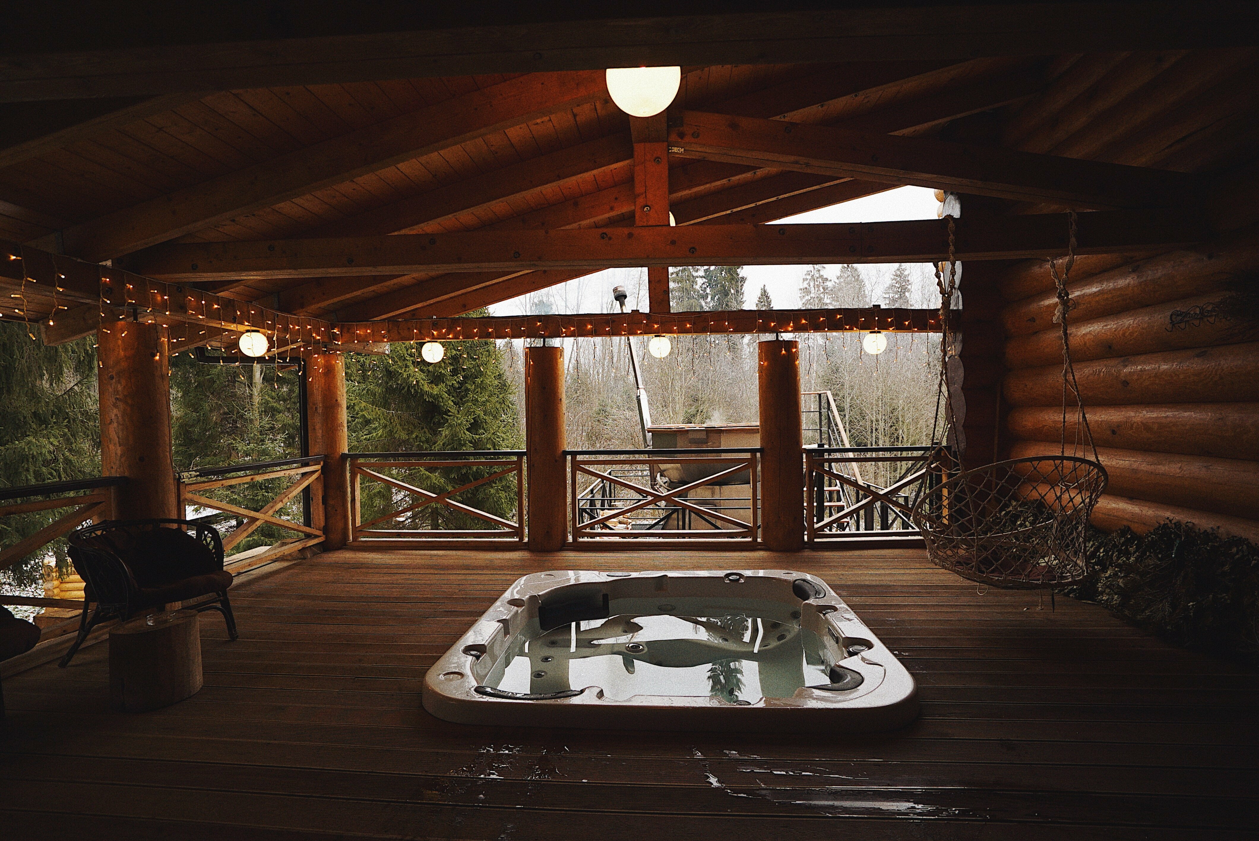 Терем с баней и джакузи на террасе