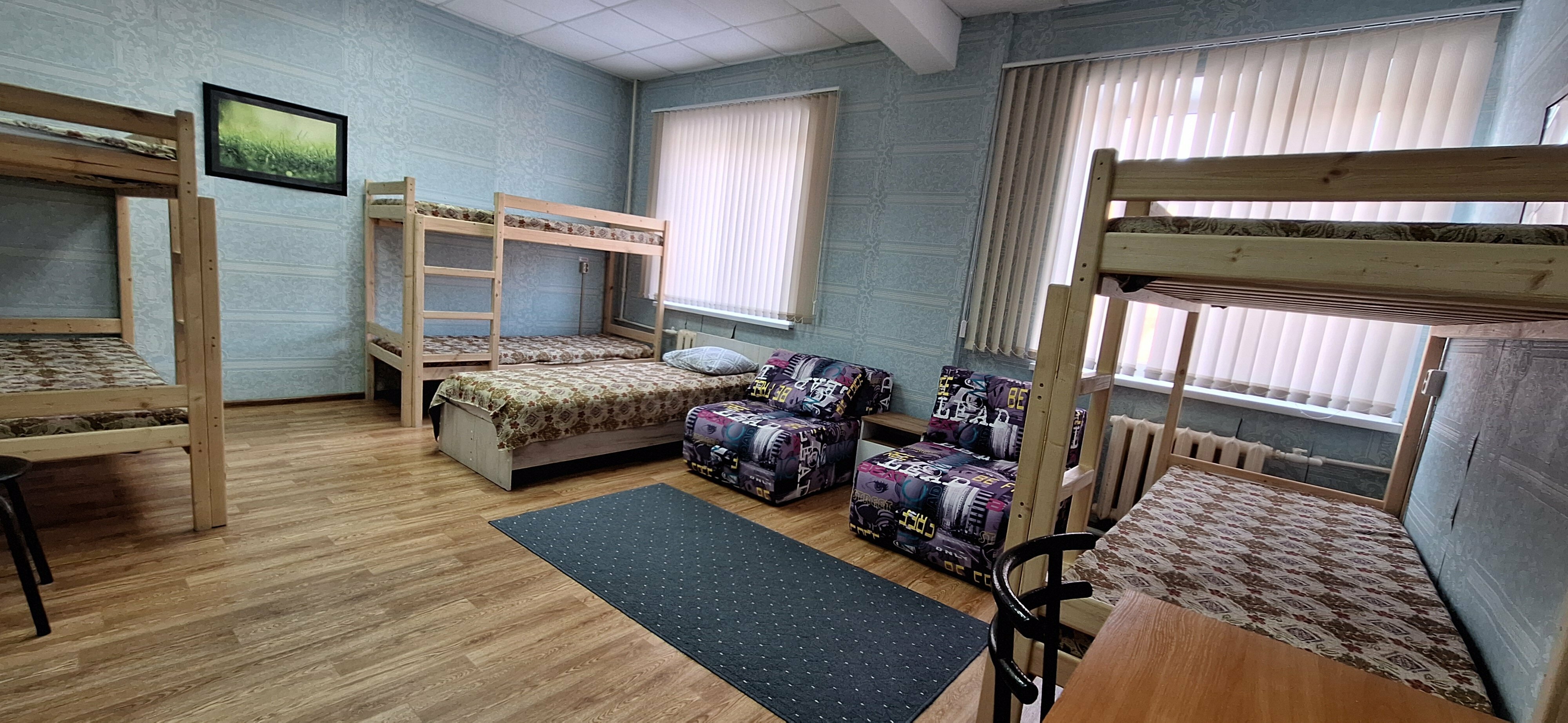 Кровать в общем 8-местном номере